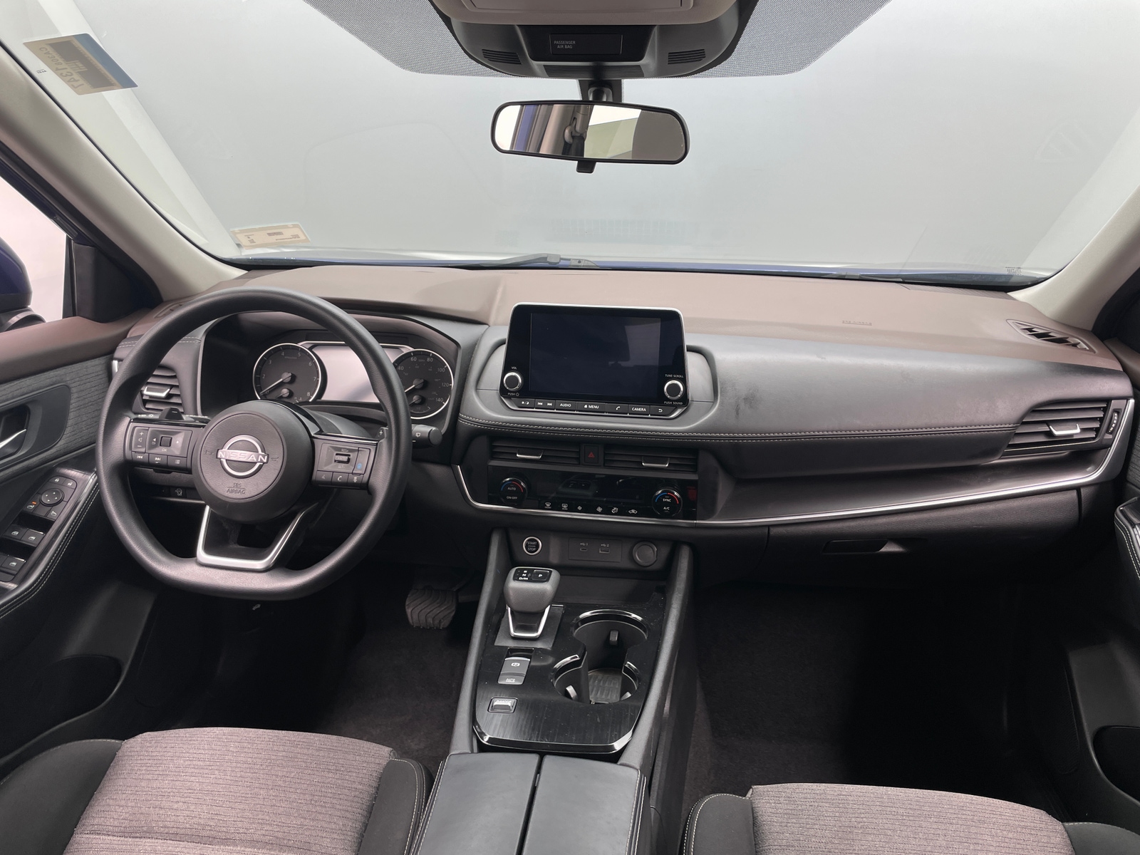 Thumbnail: 2023 Nissan Rogue - 3