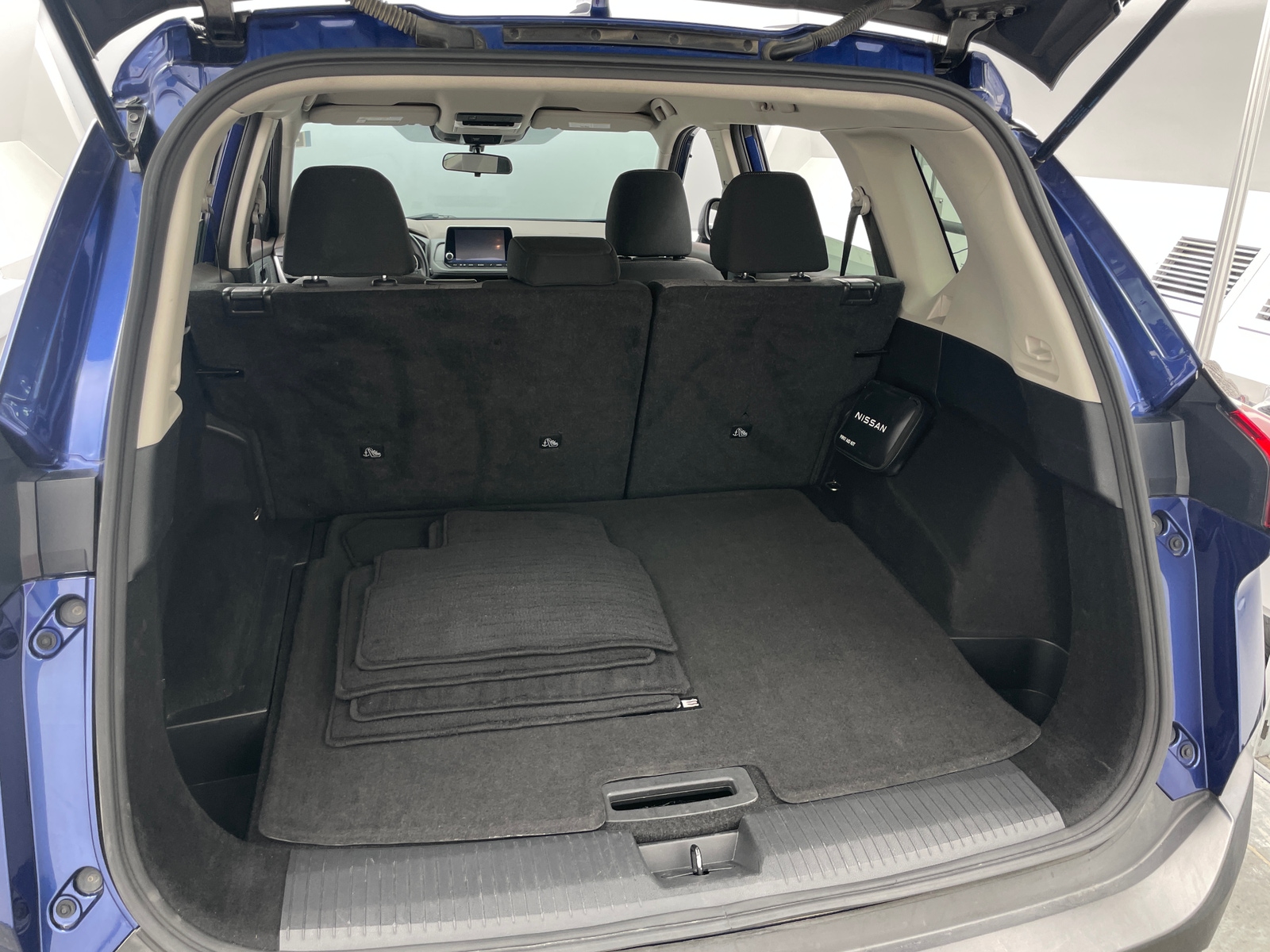 Thumbnail: 2023 Nissan Rogue - 7