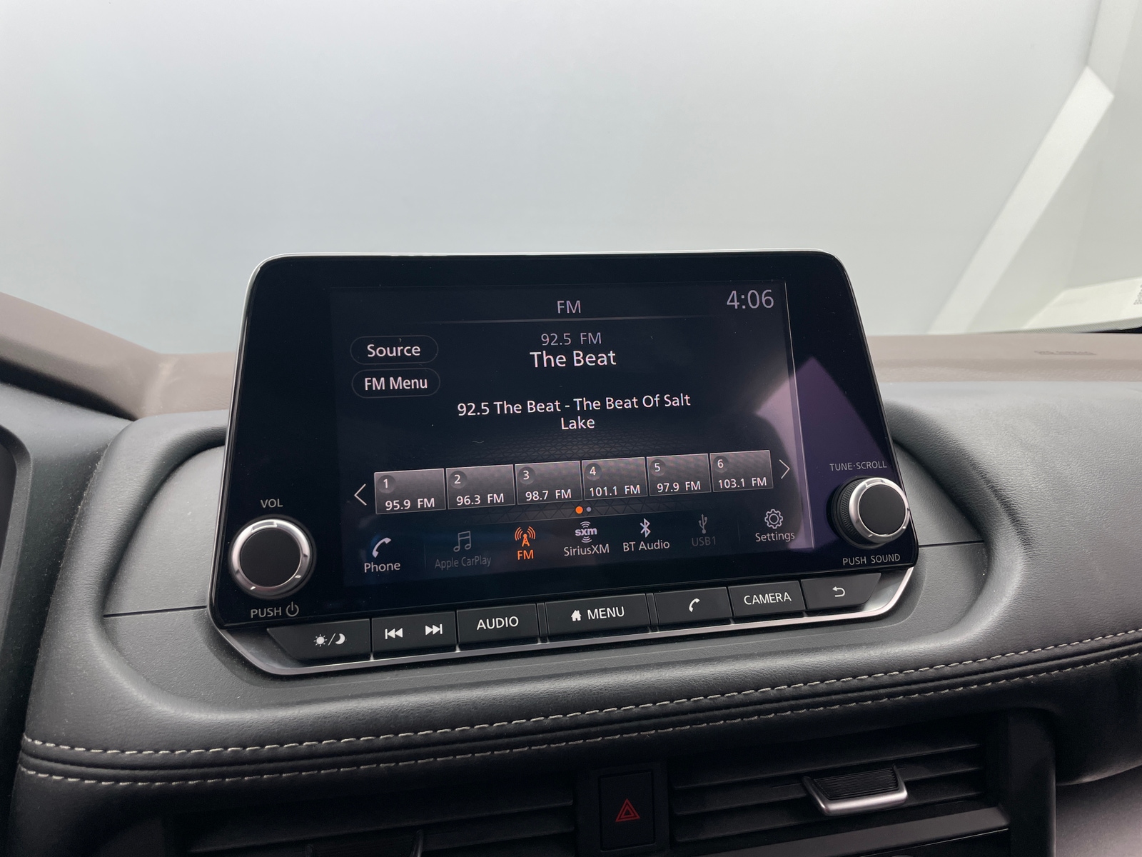 Thumbnail: 2023 Nissan Rogue - 4