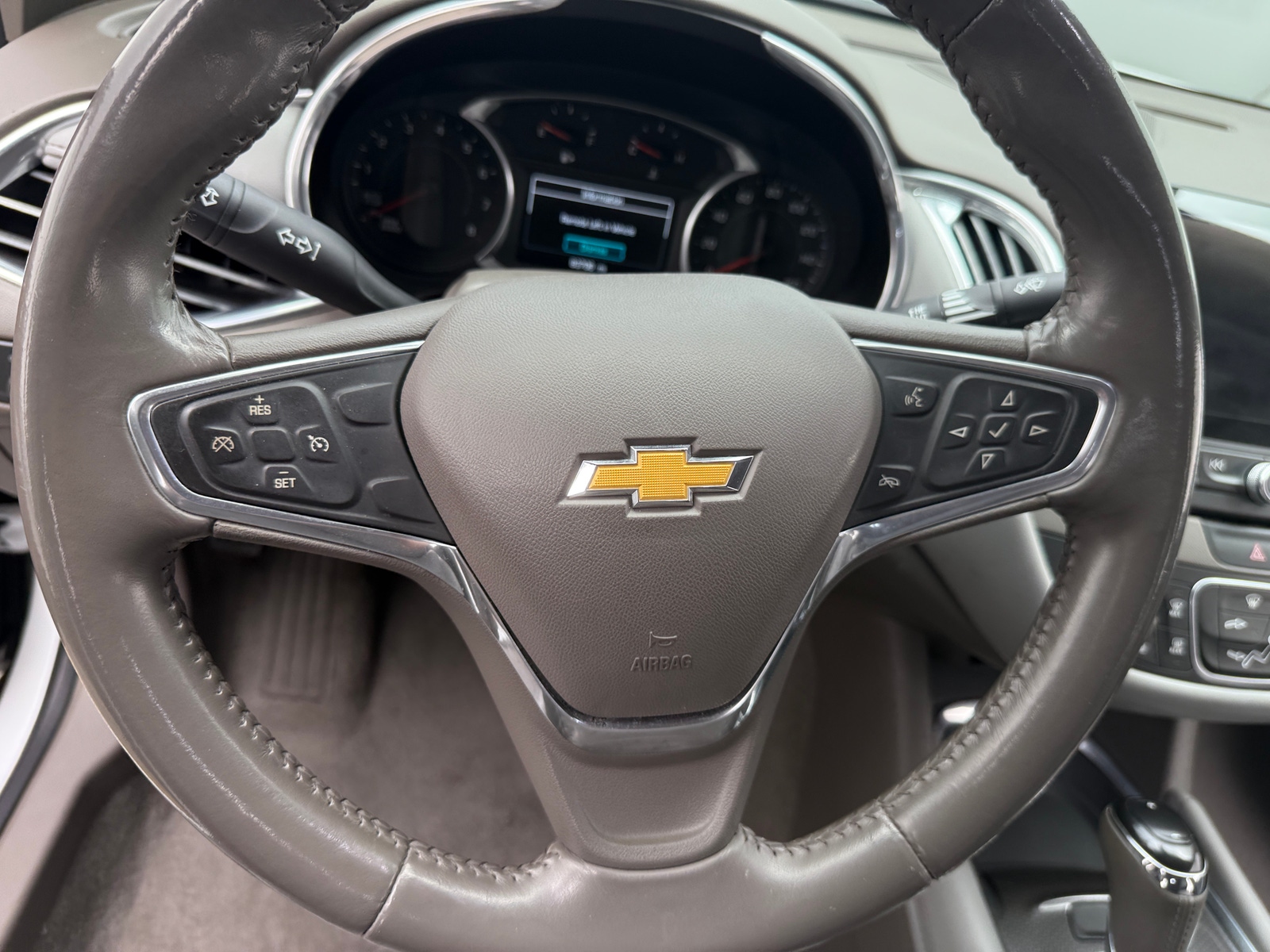 Thumbnail: 2018 Chevrolet Malibu - 4