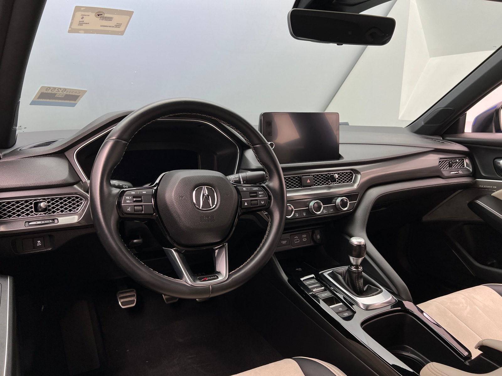 Thumbnail: 2023 Acura Integra - 2