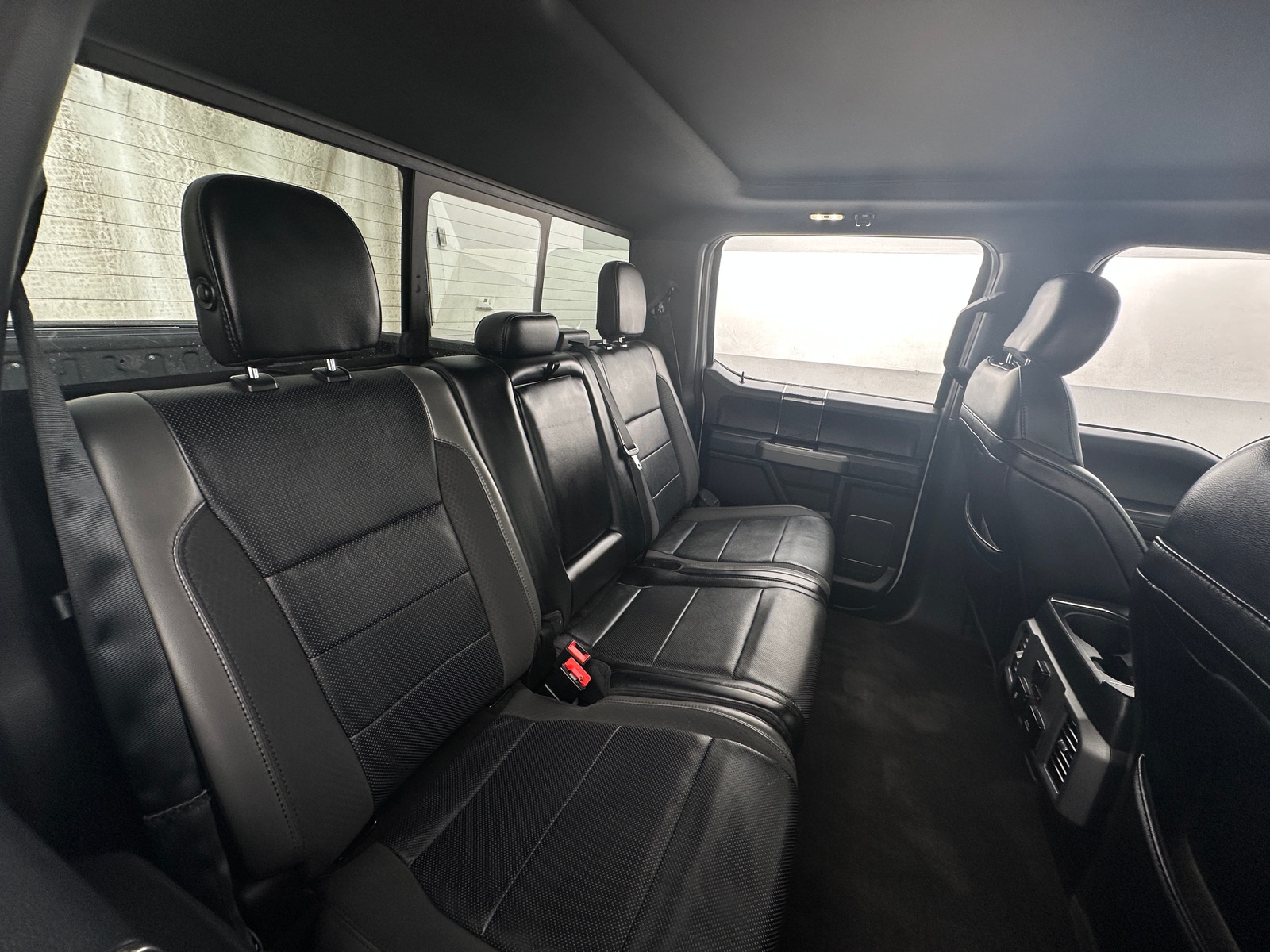Thumbnail: 2019 Ford Econoline - 5