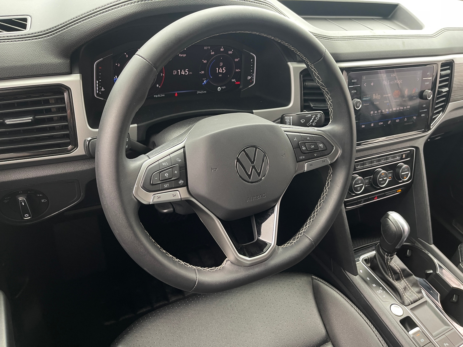 Thumbnail: 2023 Volkswagen Atlas - 4