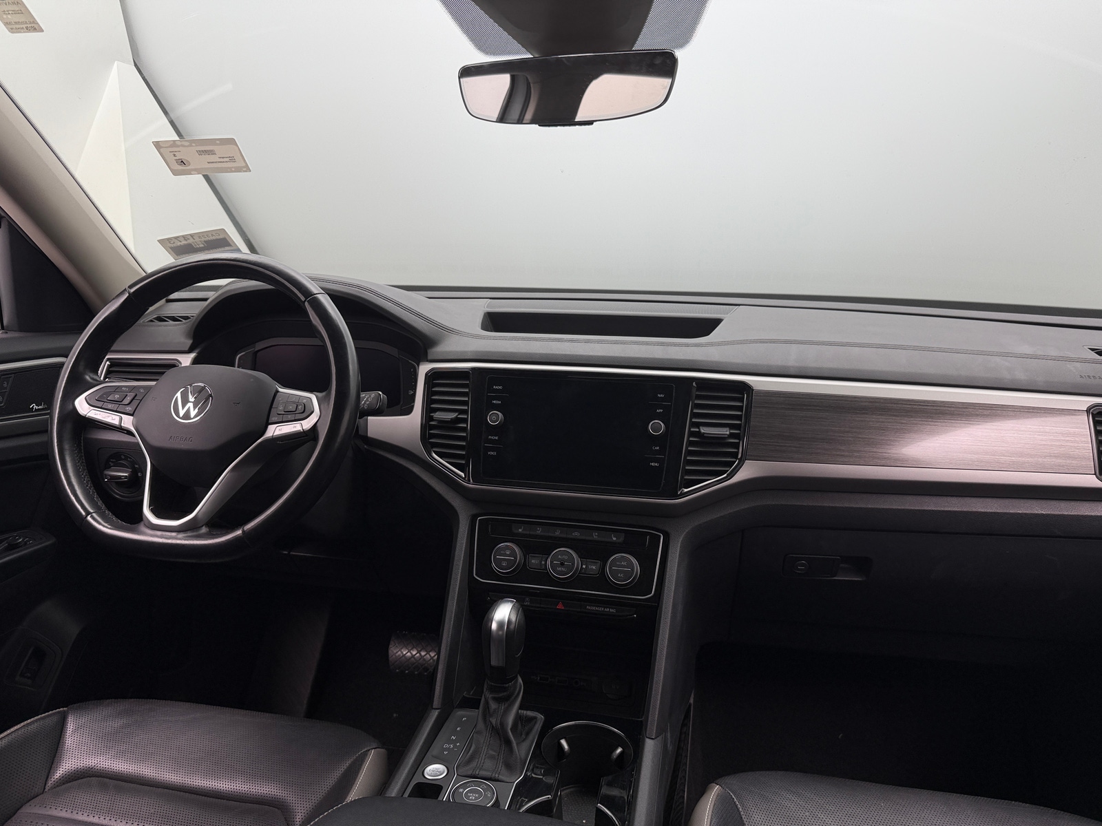 Thumbnail: 2021 Volkswagen Atlas - 2