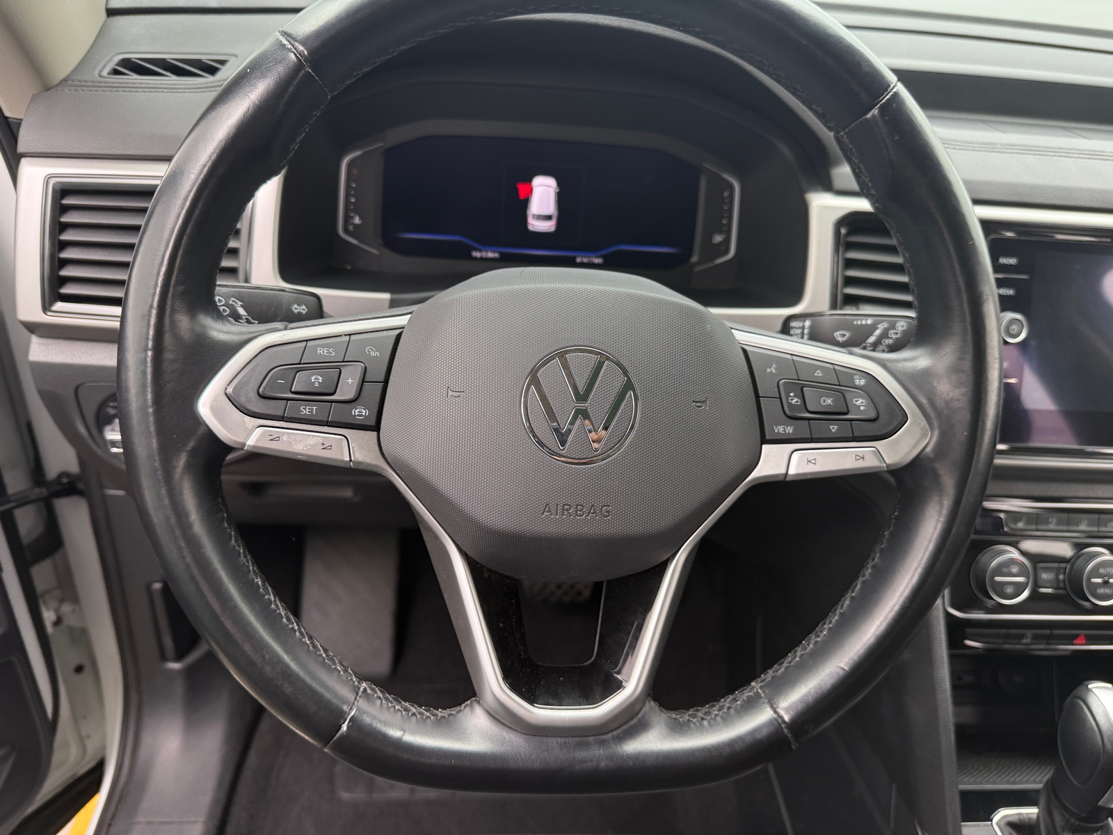 Thumbnail: 2021 Volkswagen Atlas - 4
