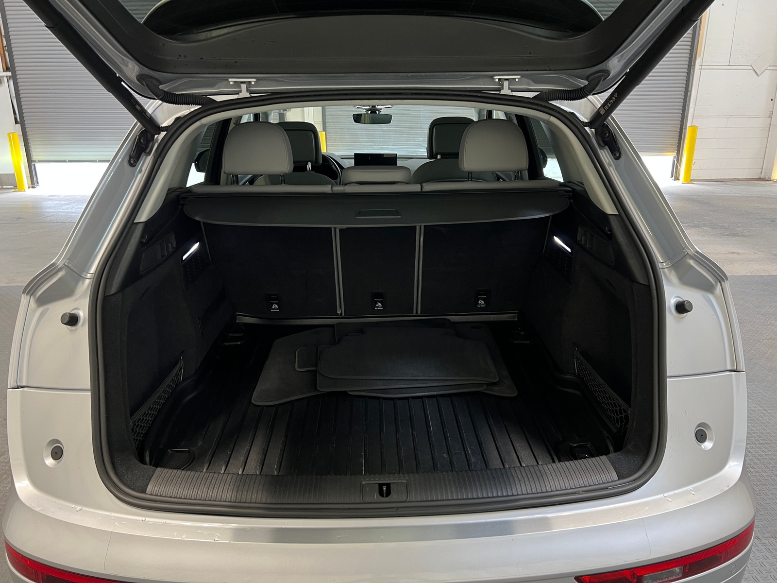 Thumbnail: 2021 Audi Q5 - 6