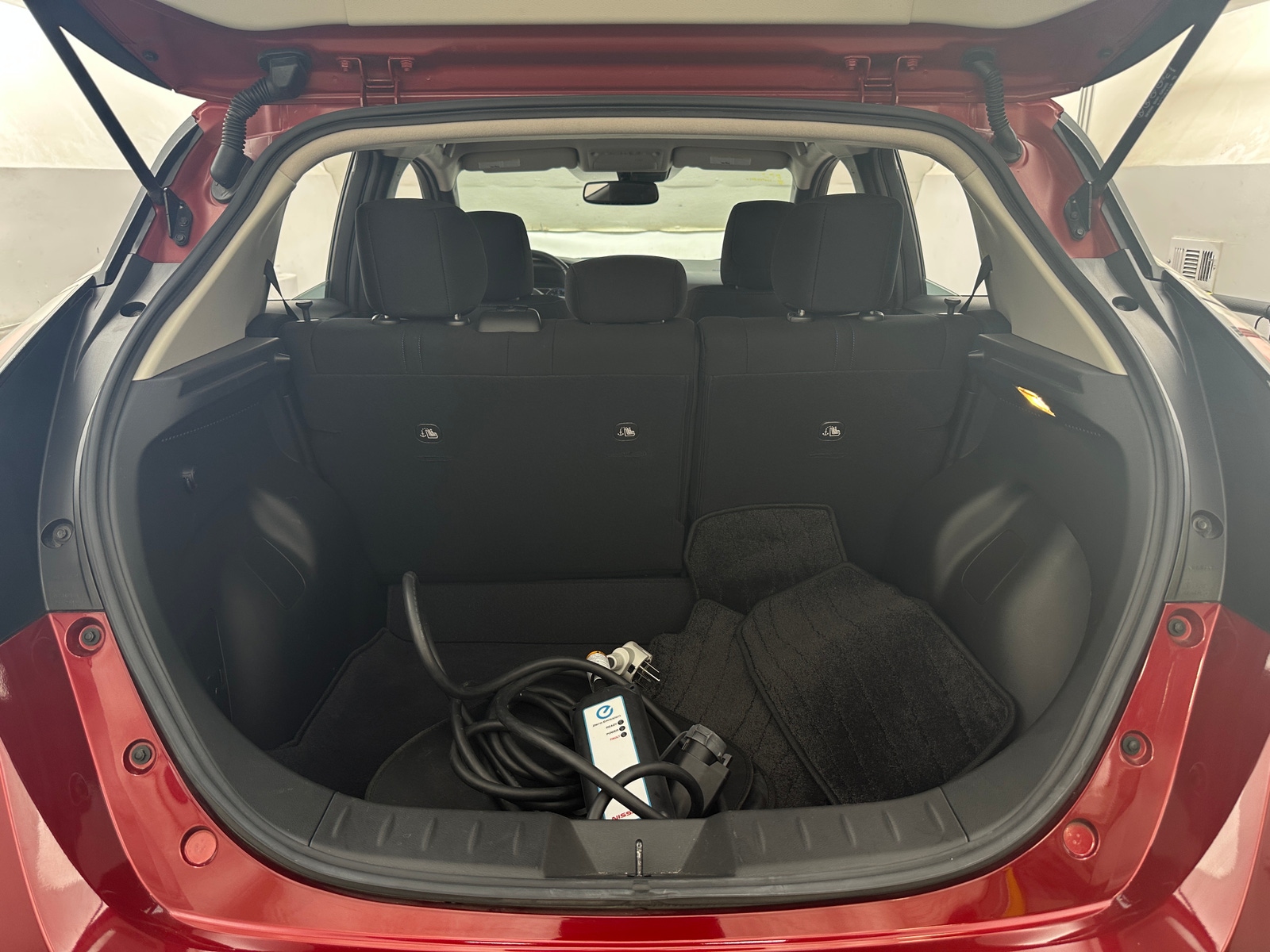 Thumbnail: 2022 Nissan Leaf - 7