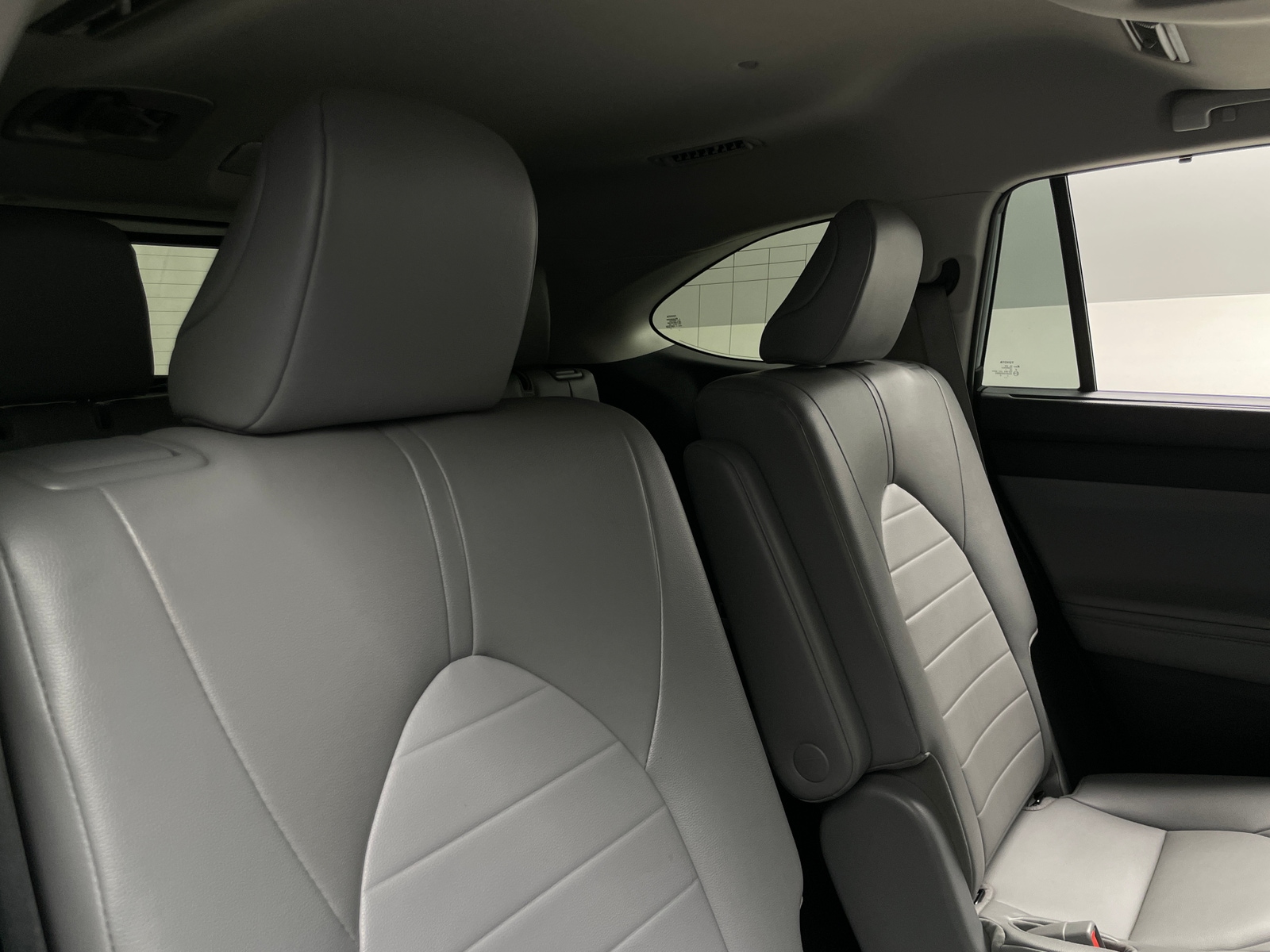 Thumbnail: 2022 Toyota Highlander - 5