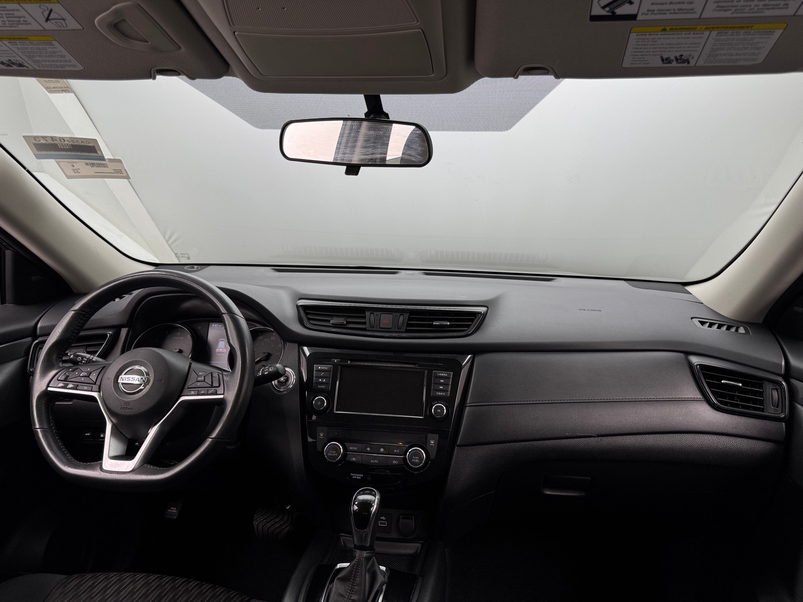 Thumbnail: 2018 Nissan Rogue - 3