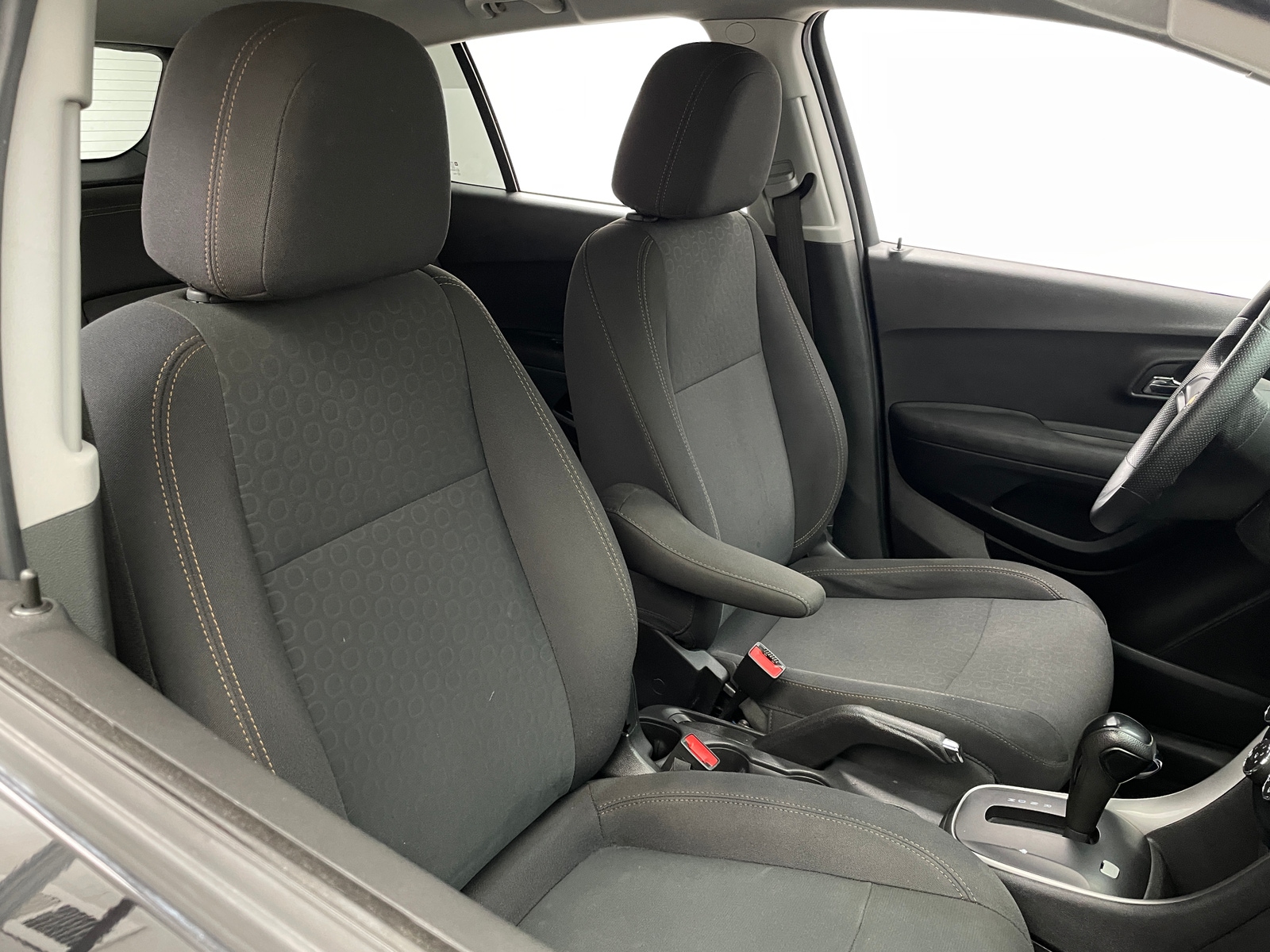 Thumbnail: 2019 Chevrolet Trax - 2