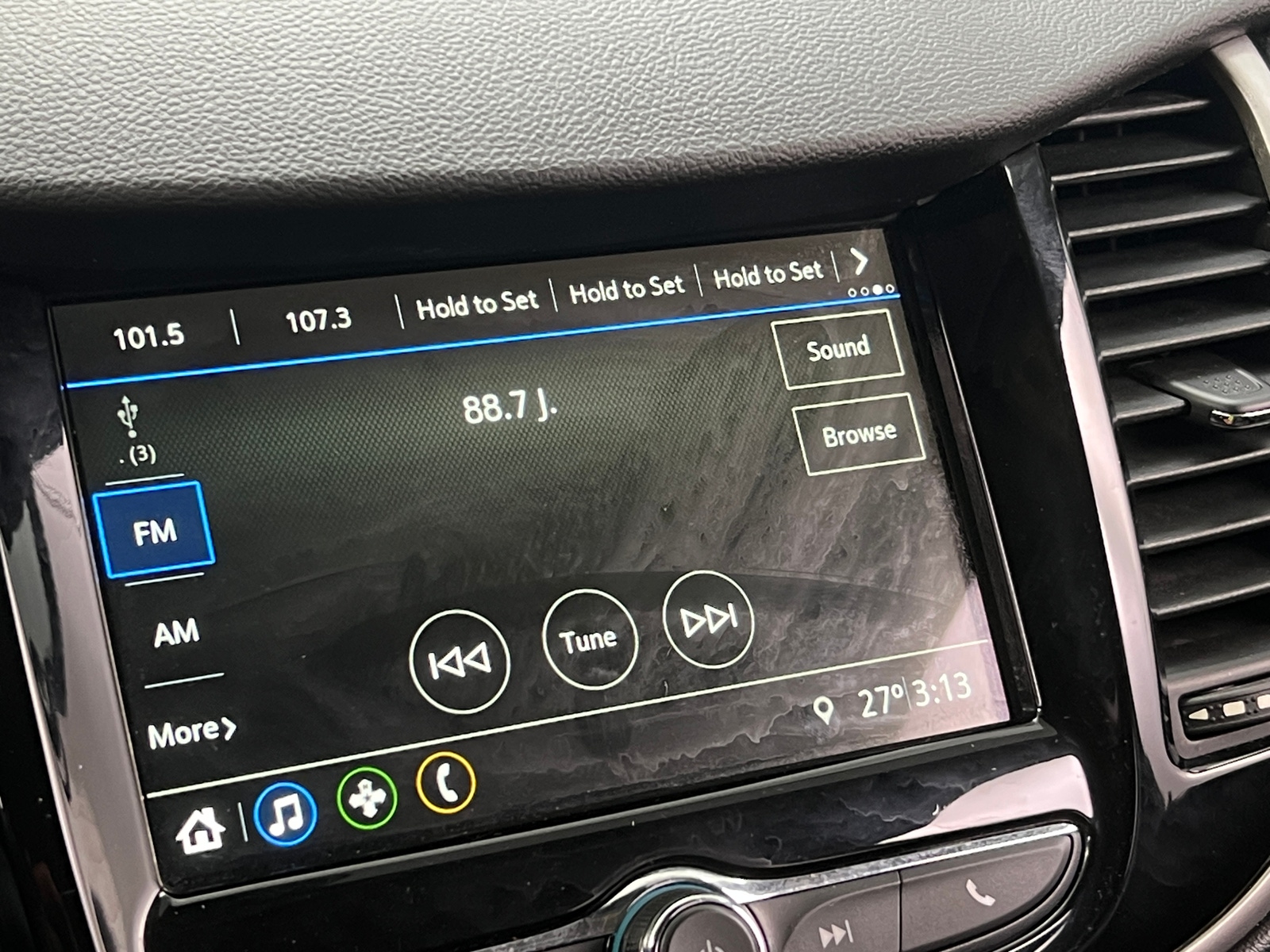 Thumbnail: 2019 Chevrolet Trax - 4
