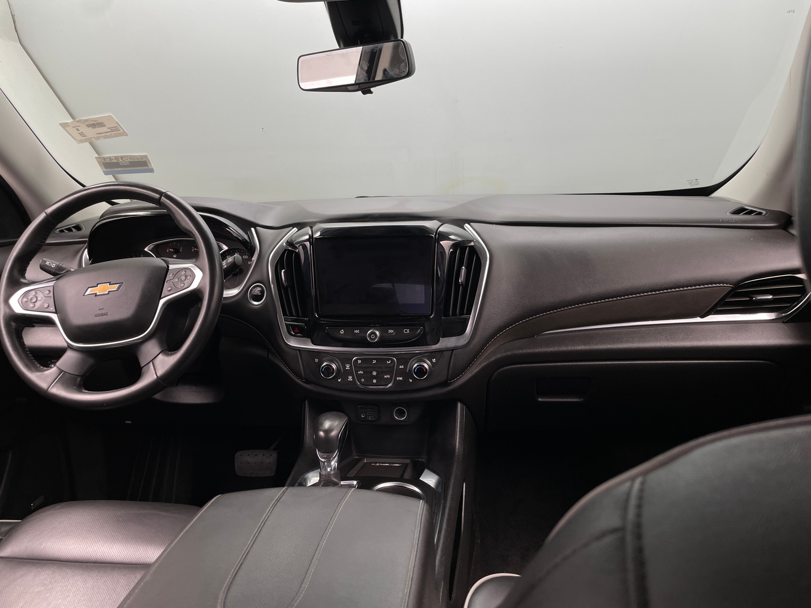 Thumbnail: 2021 Chevrolet Traverse - 2