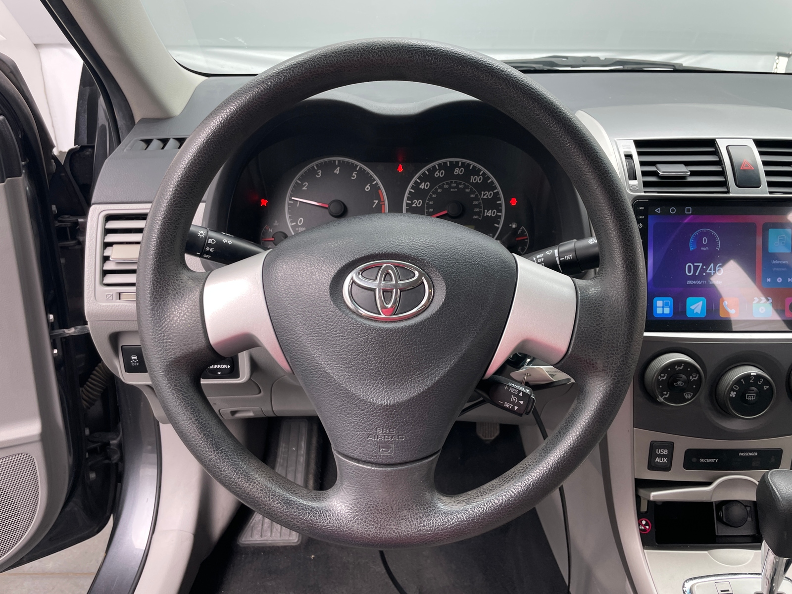 Thumbnail: 2013 Toyota Corolla - 5