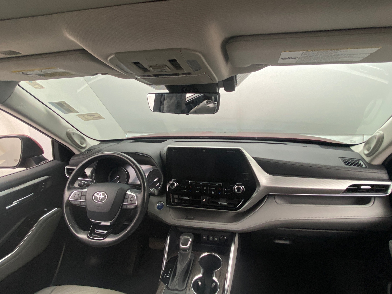 Thumbnail: 2021 Toyota Highlander - 2
