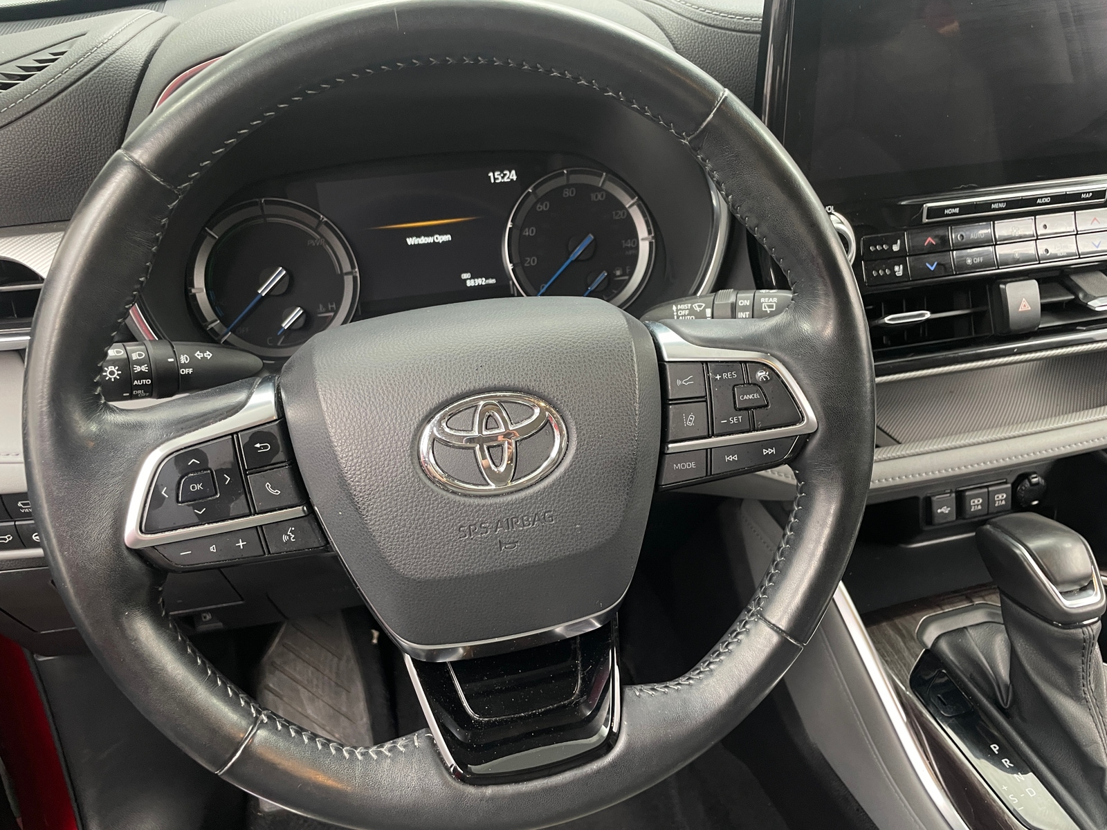 Thumbnail: 2021 Toyota Highlander - 4