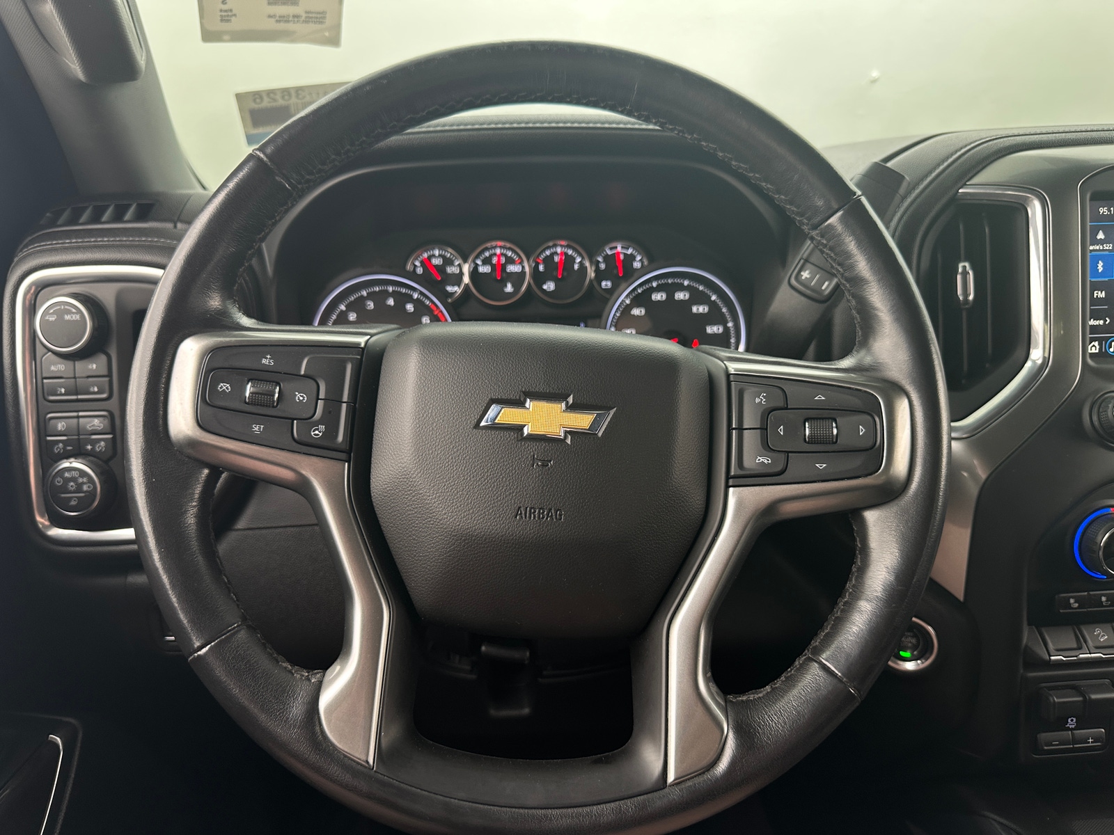 Thumbnail: 2020 Chevrolet Silverado 1500 - 4