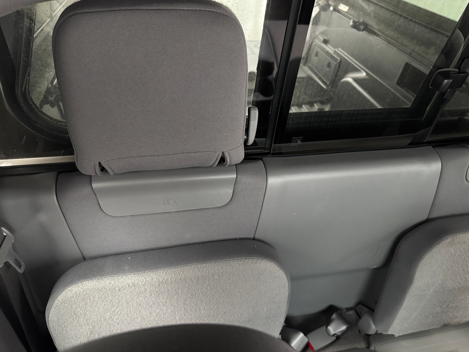 Thumbnail: 2011 Toyota Tacoma - 6