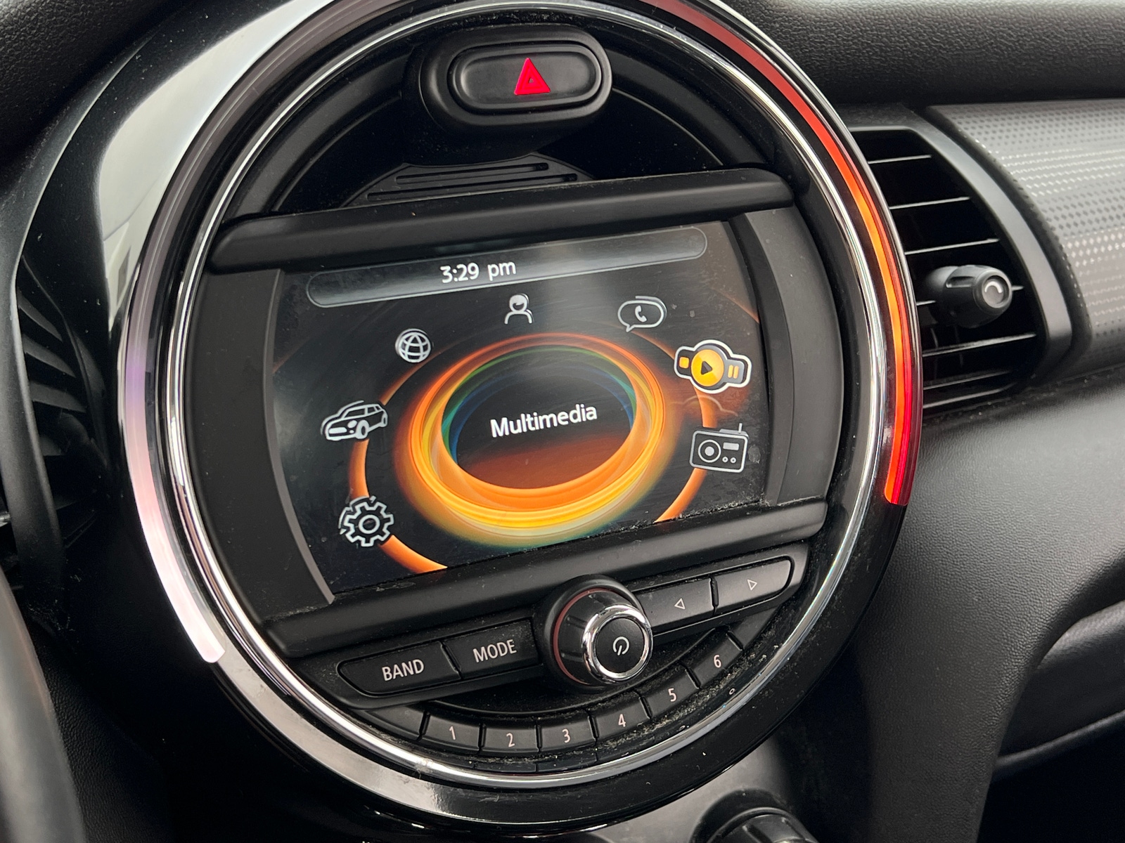 Thumbnail: 2015 MINI Cooper Hardtop - 3