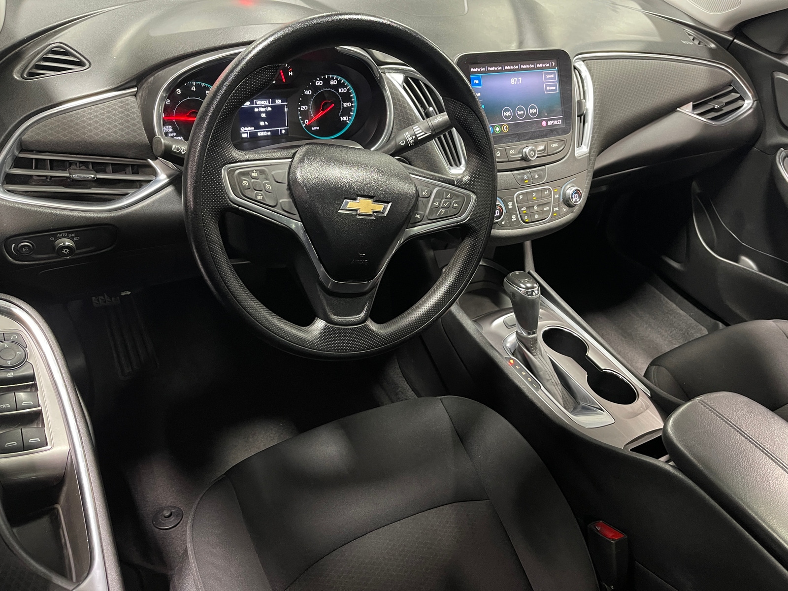 Thumbnail: 2020 Chevrolet Malibu - 3