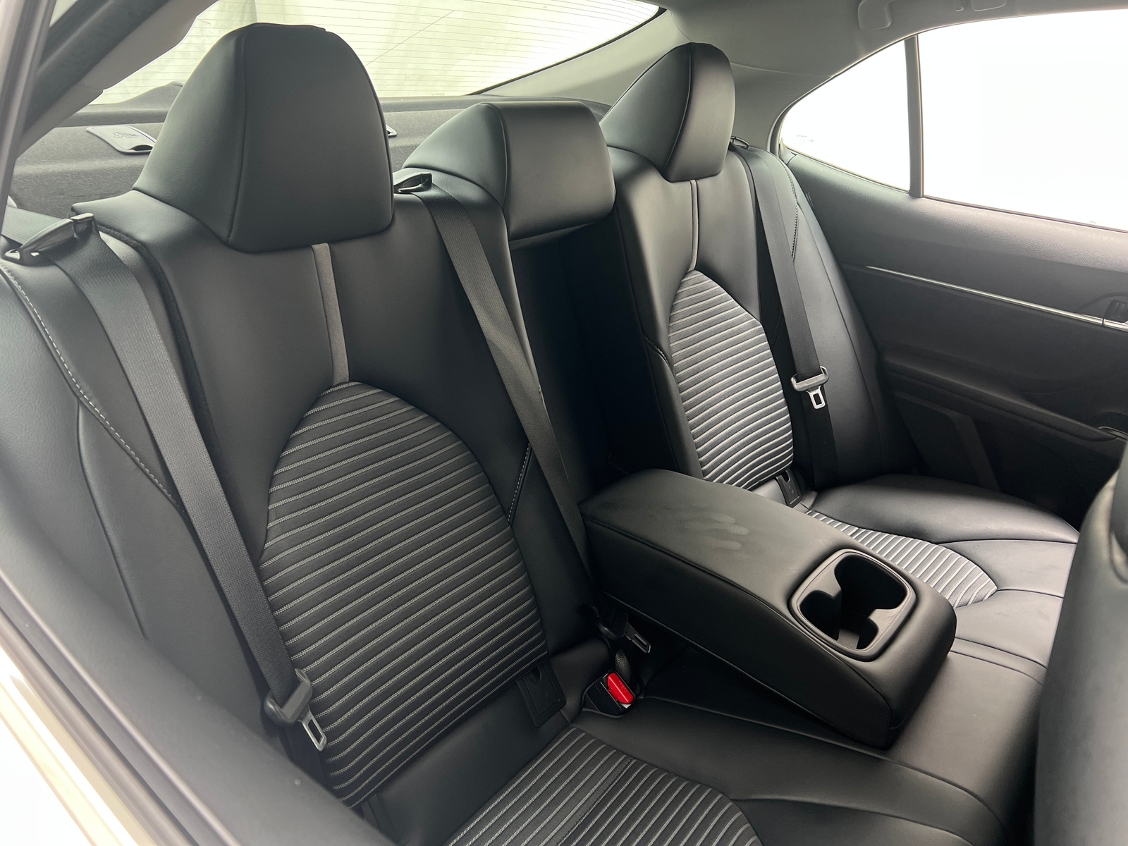 Thumbnail: 2020 Toyota Camry - 5