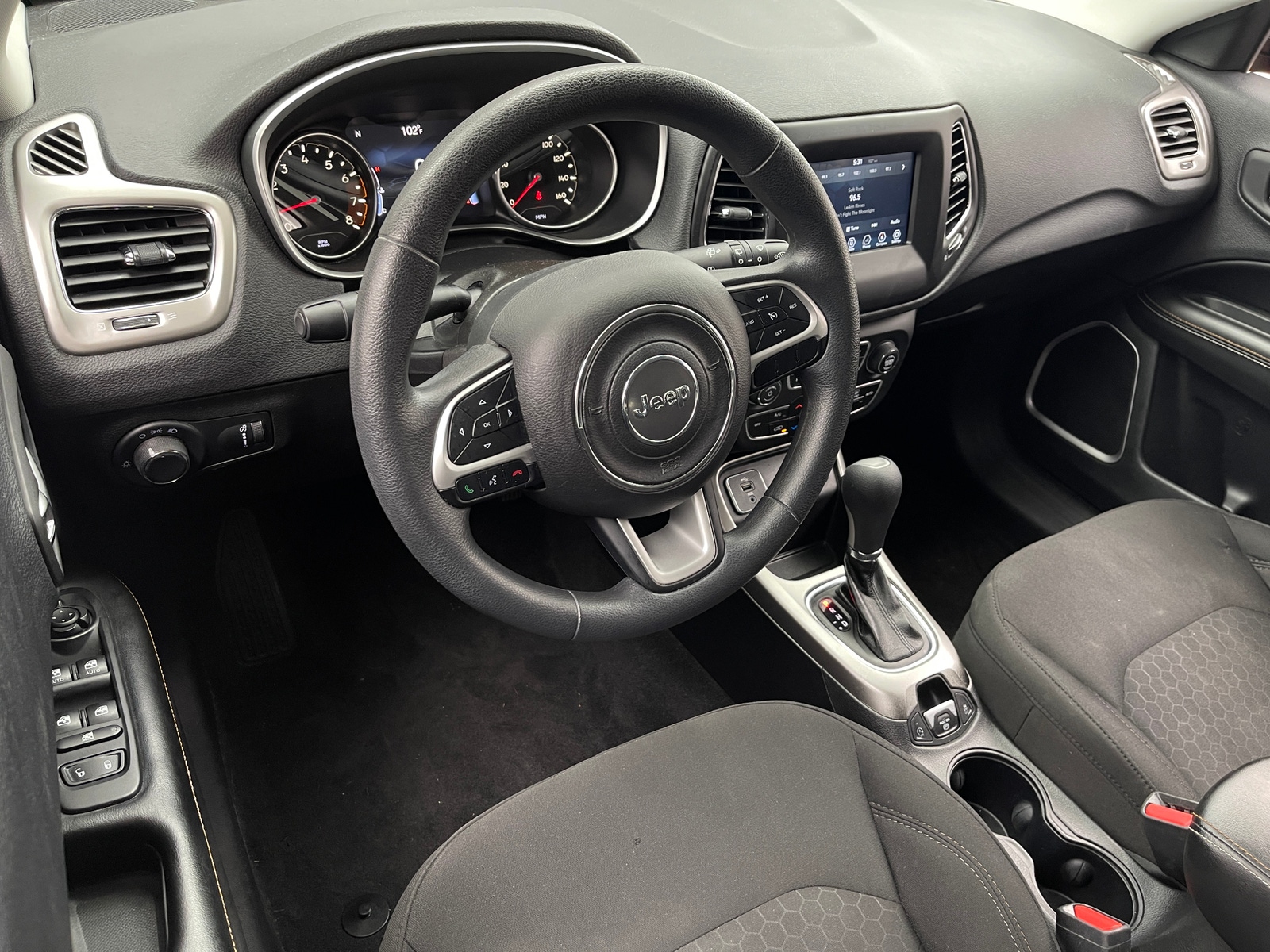 Thumbnail: 2018 Jeep Compass - 3