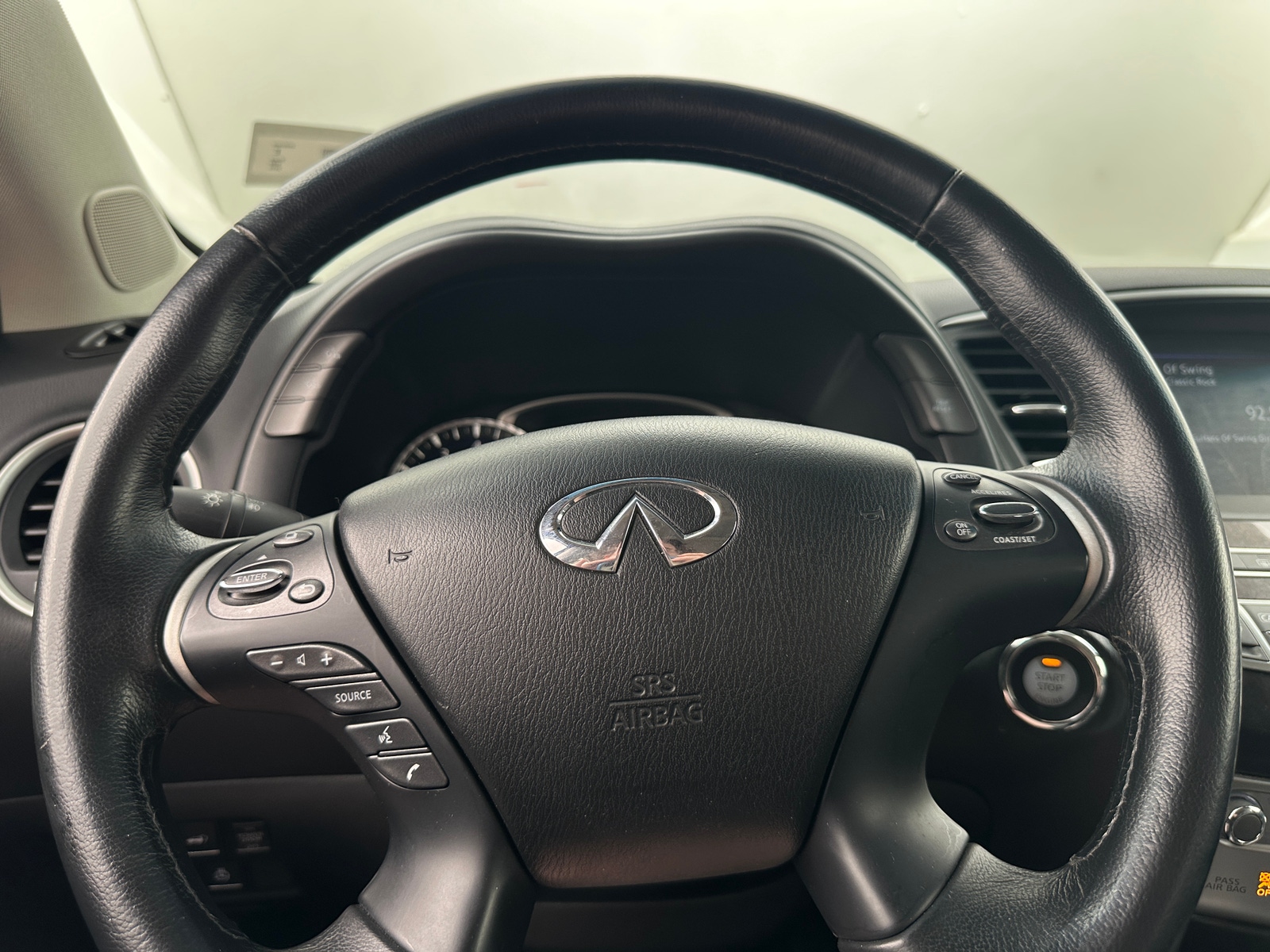 Thumbnail: 2015 INFINITI QX60 - 4