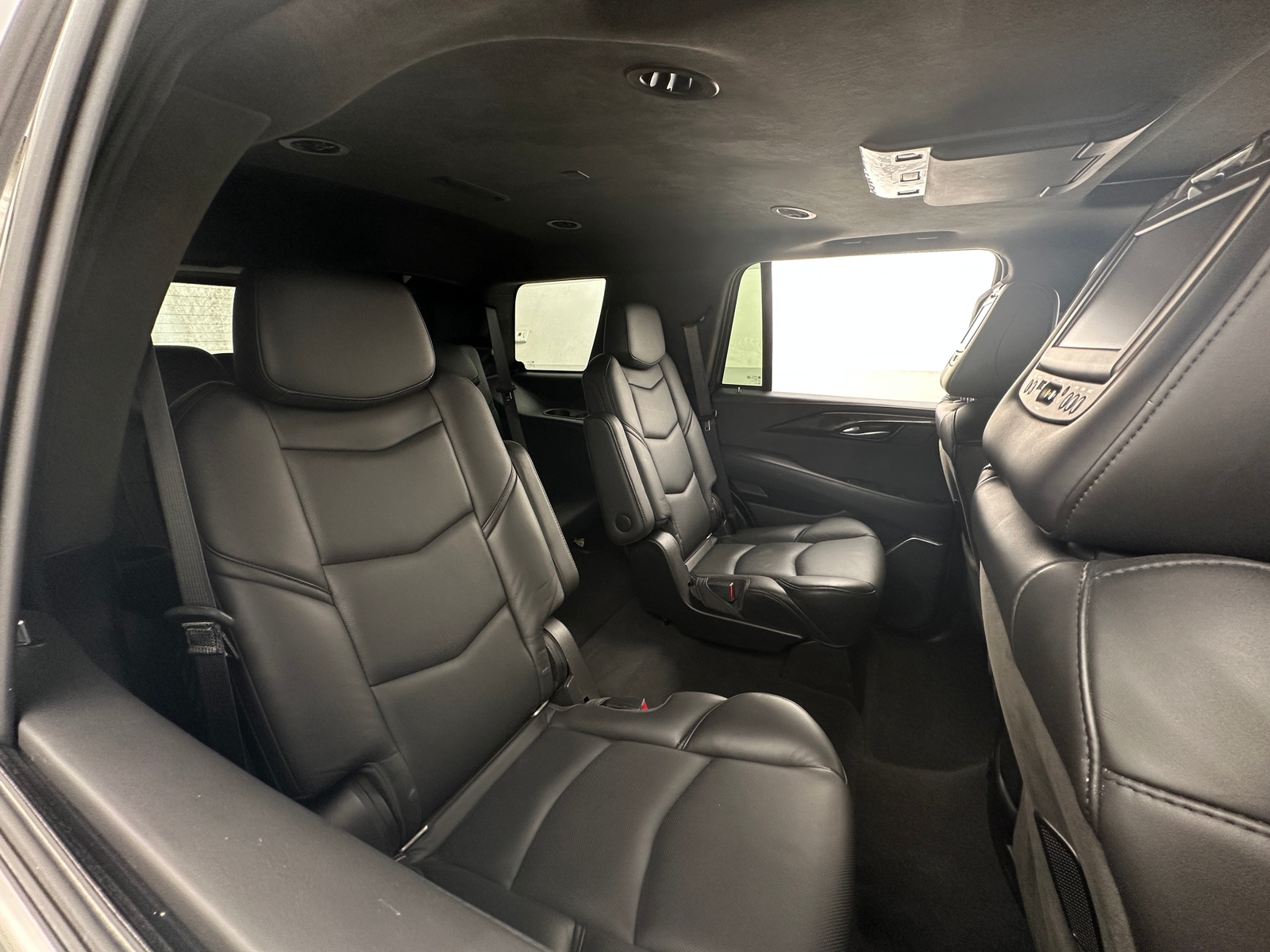 Thumbnail: 2019 Cadillac Escalade - 5