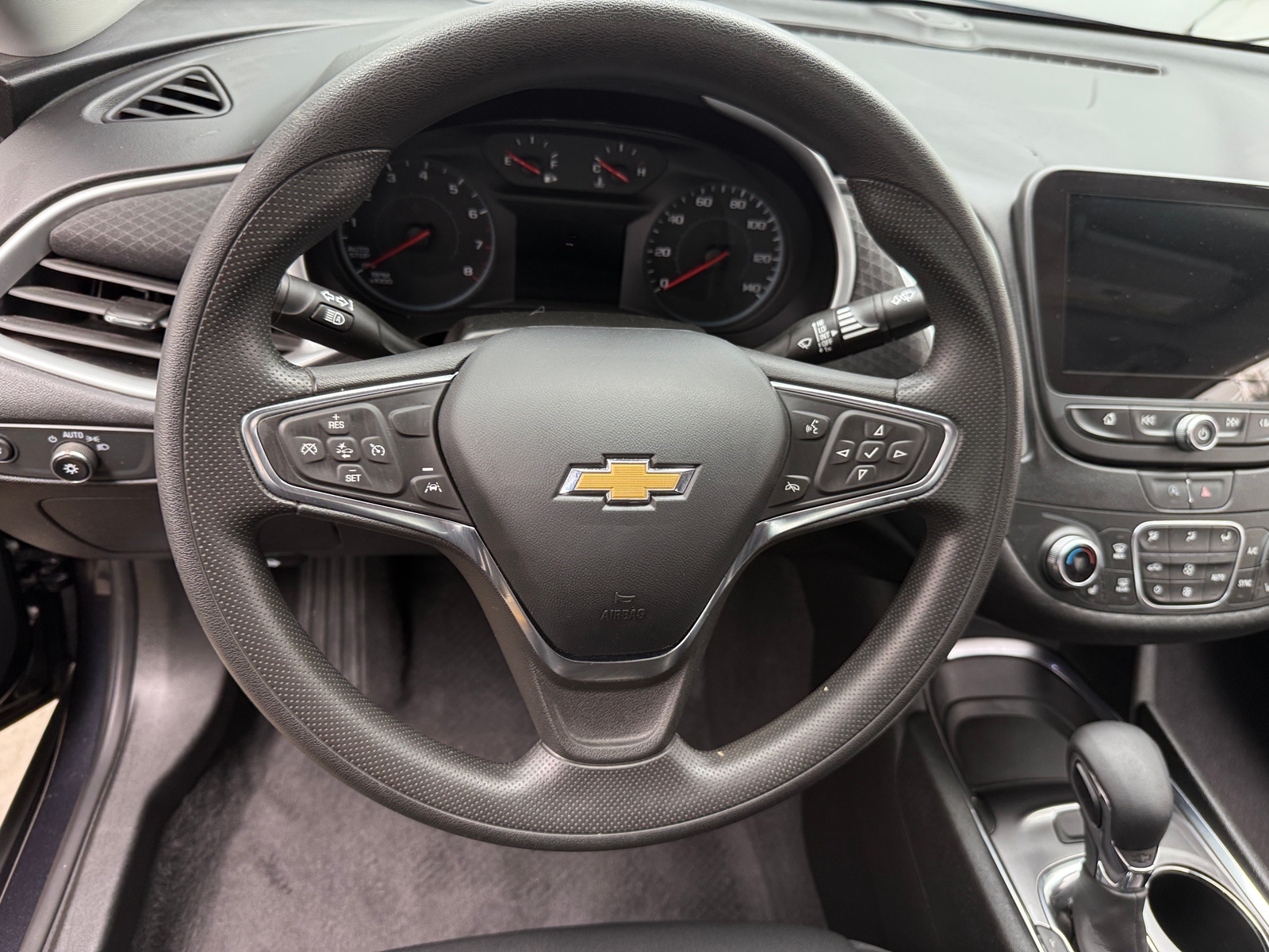 Thumbnail: 2023 Chevrolet Malibu - 5