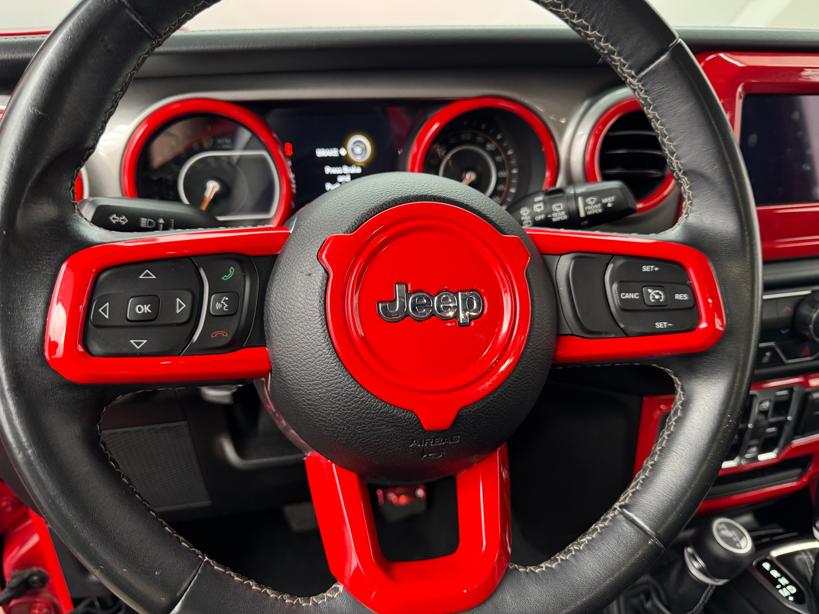 Thumbnail: 2019 Jeep Wrangler - 5