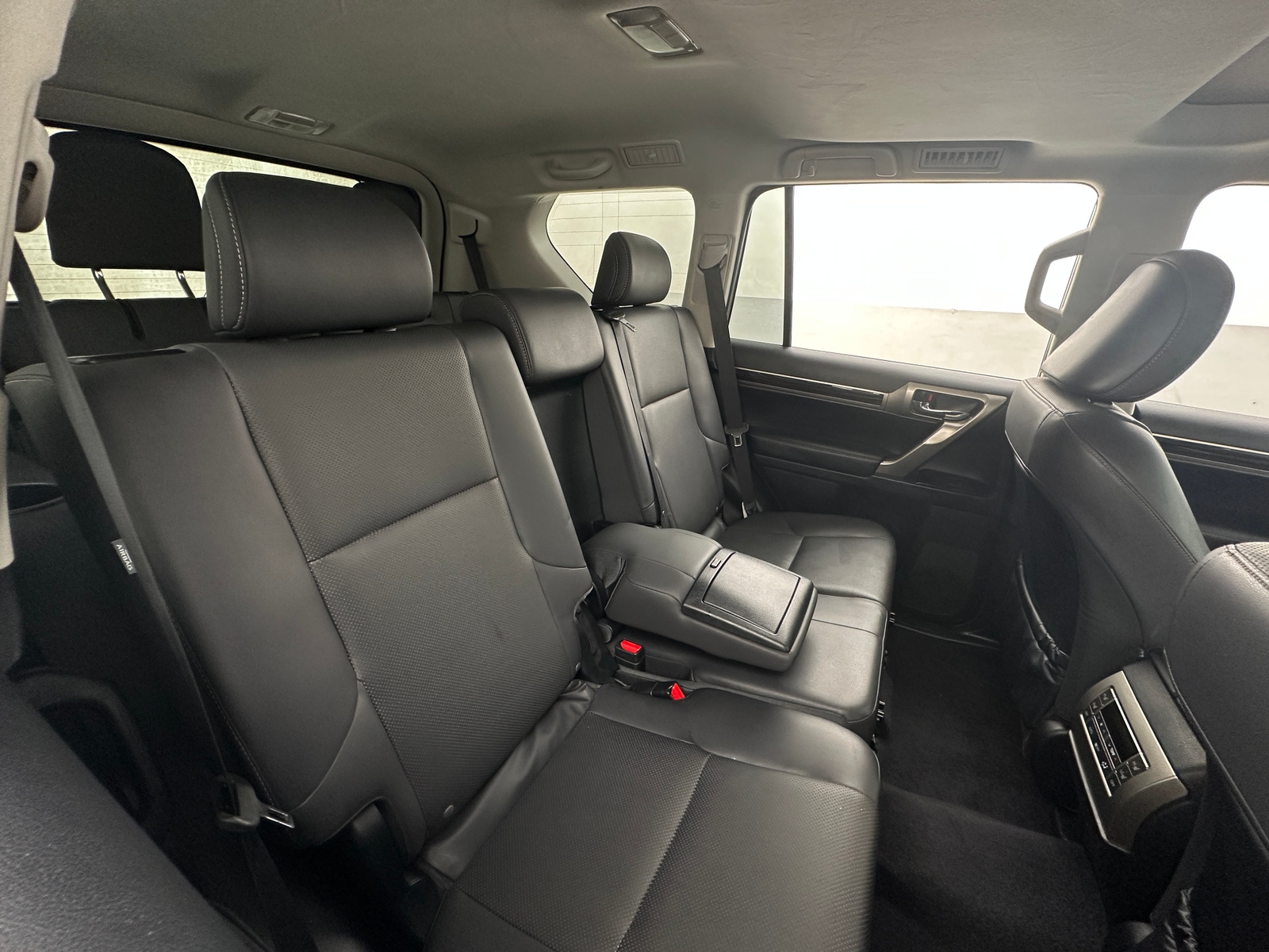 Thumbnail: 2016 Lexus GX - 5