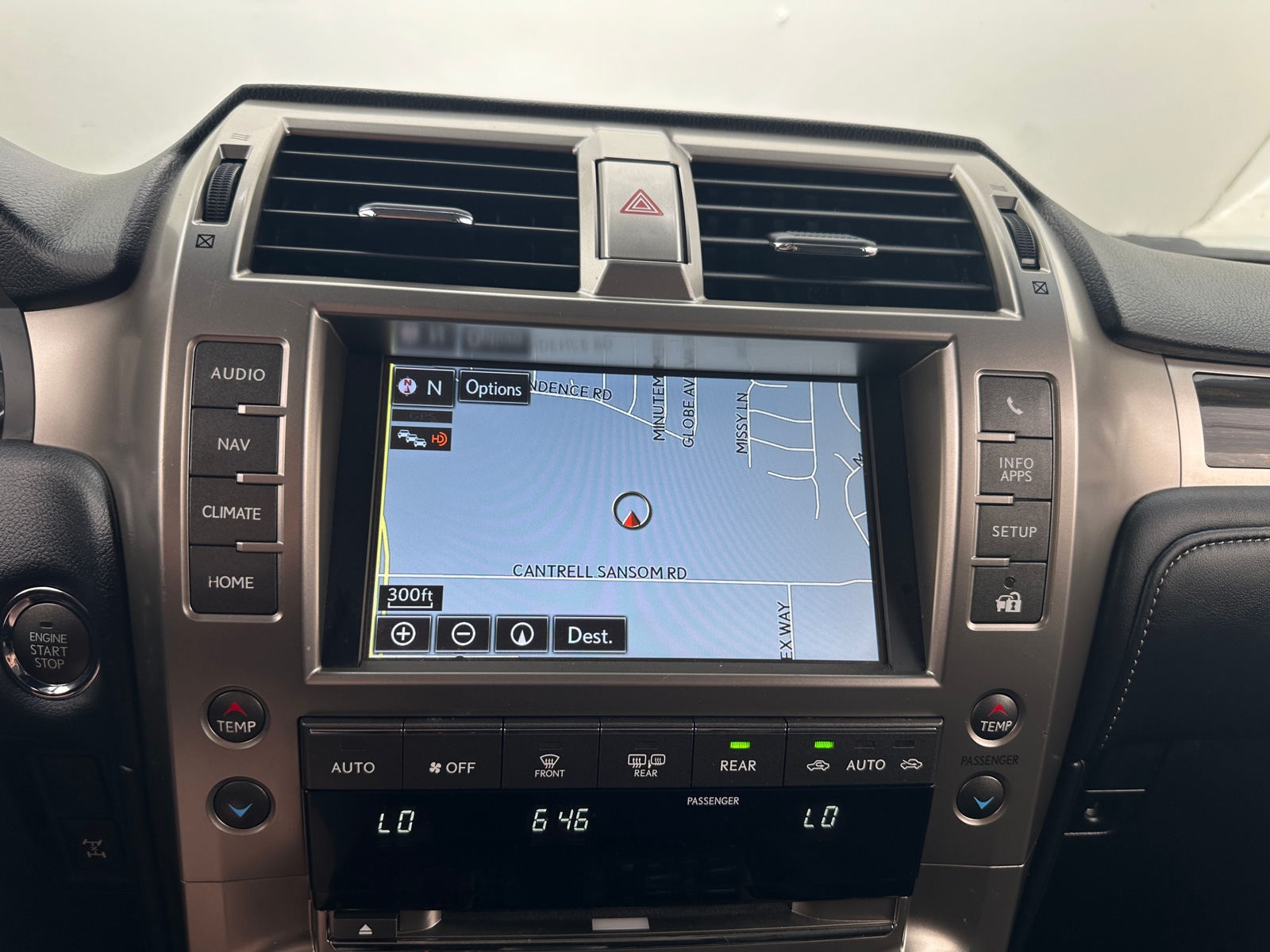 Thumbnail: 2016 Lexus GX - 3