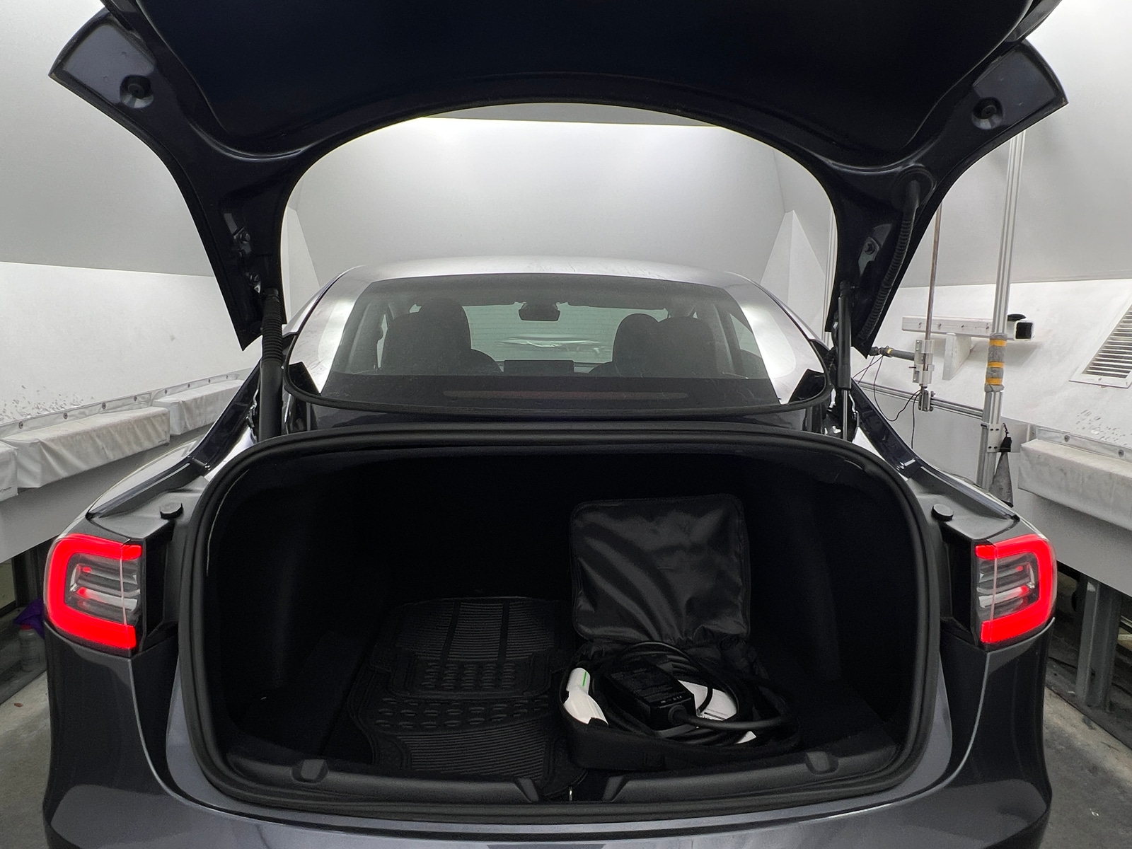 Thumbnail: 2023 Tesla Model 3 - 5