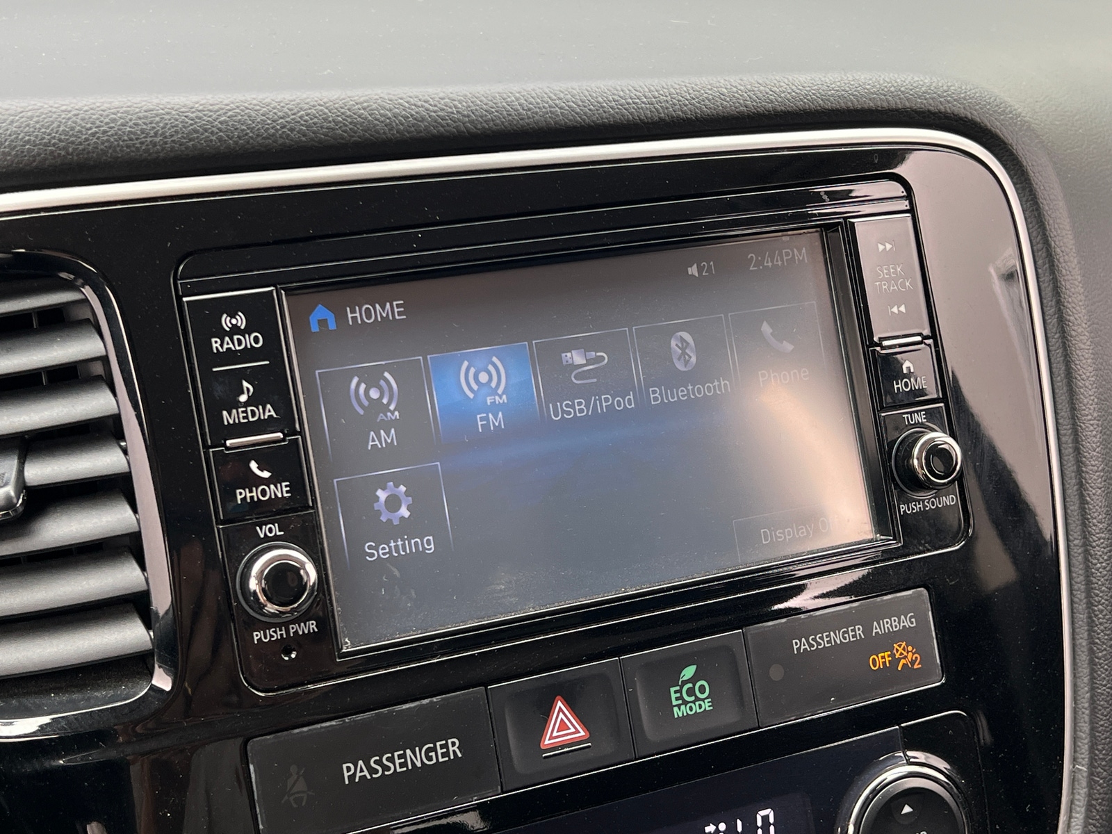 Thumbnail: 2018 Mitsubishi Outlander - 4