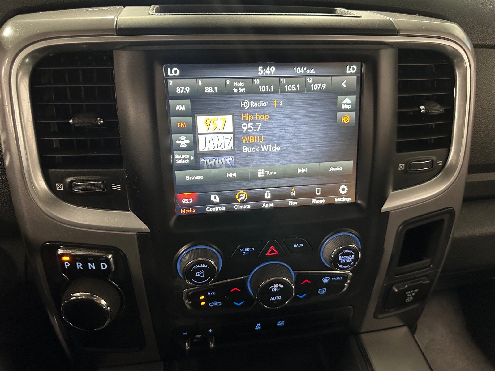 Thumbnail: 2023 RAM 1500 Classic - 4