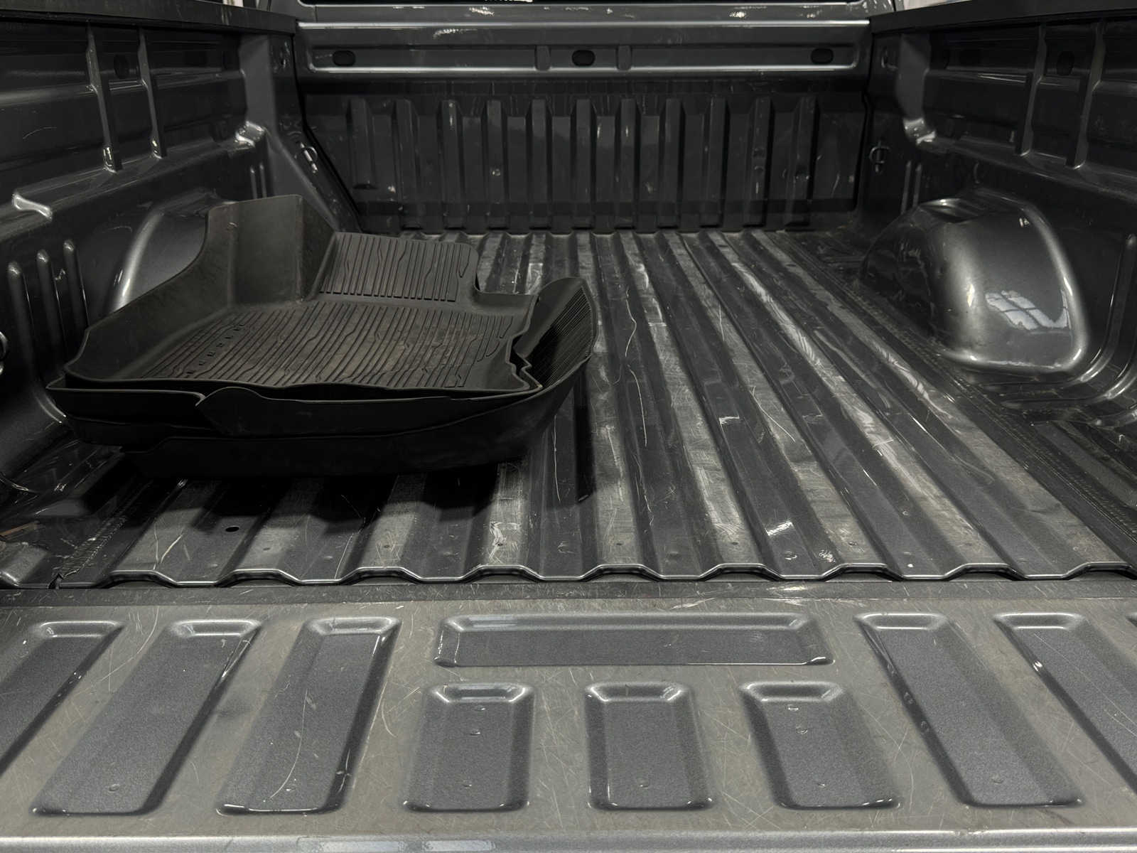 Thumbnail: 2022 Chevrolet Colorado - 6