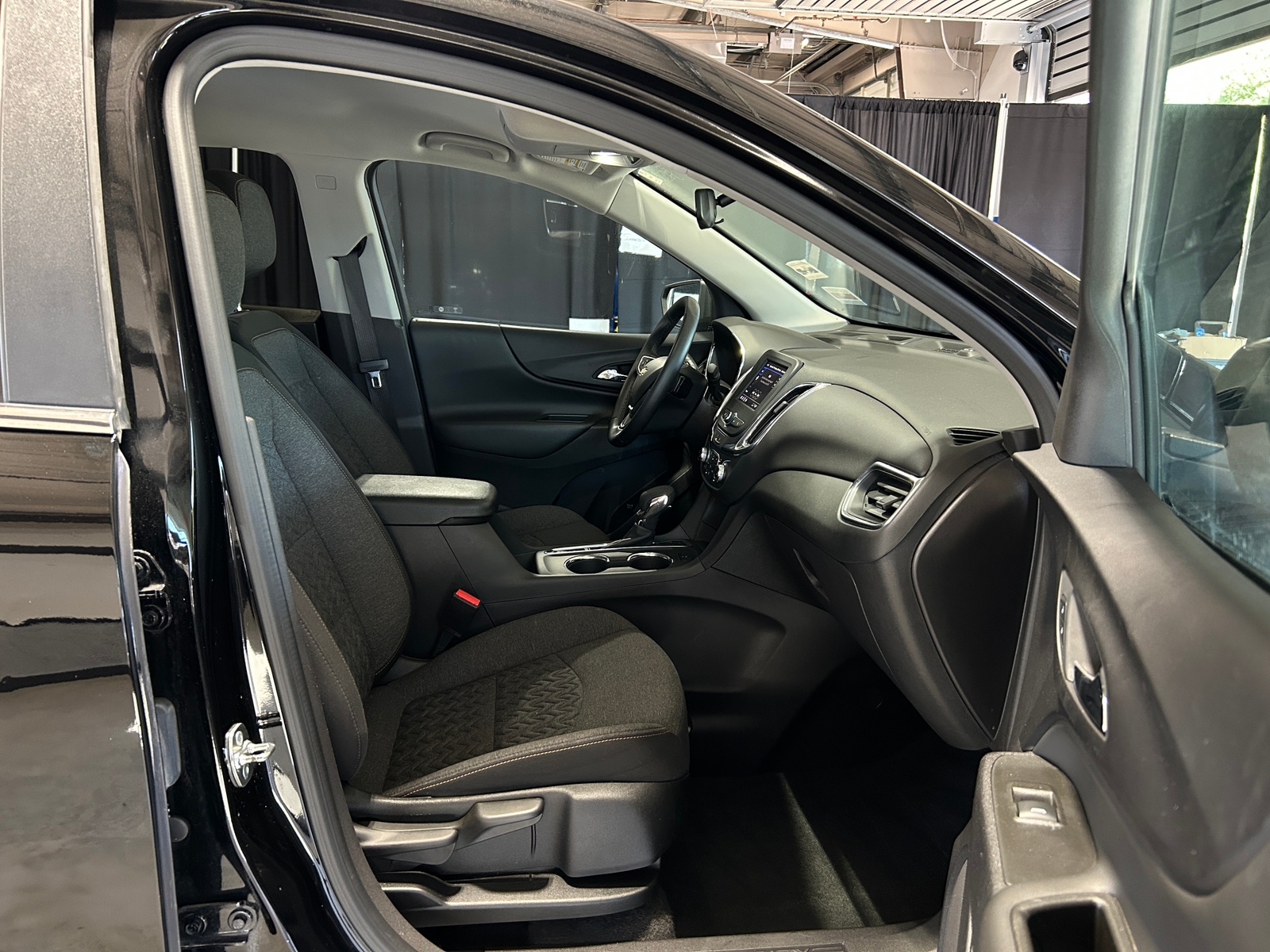 Thumbnail: 2024 Chevrolet Equinox - 2