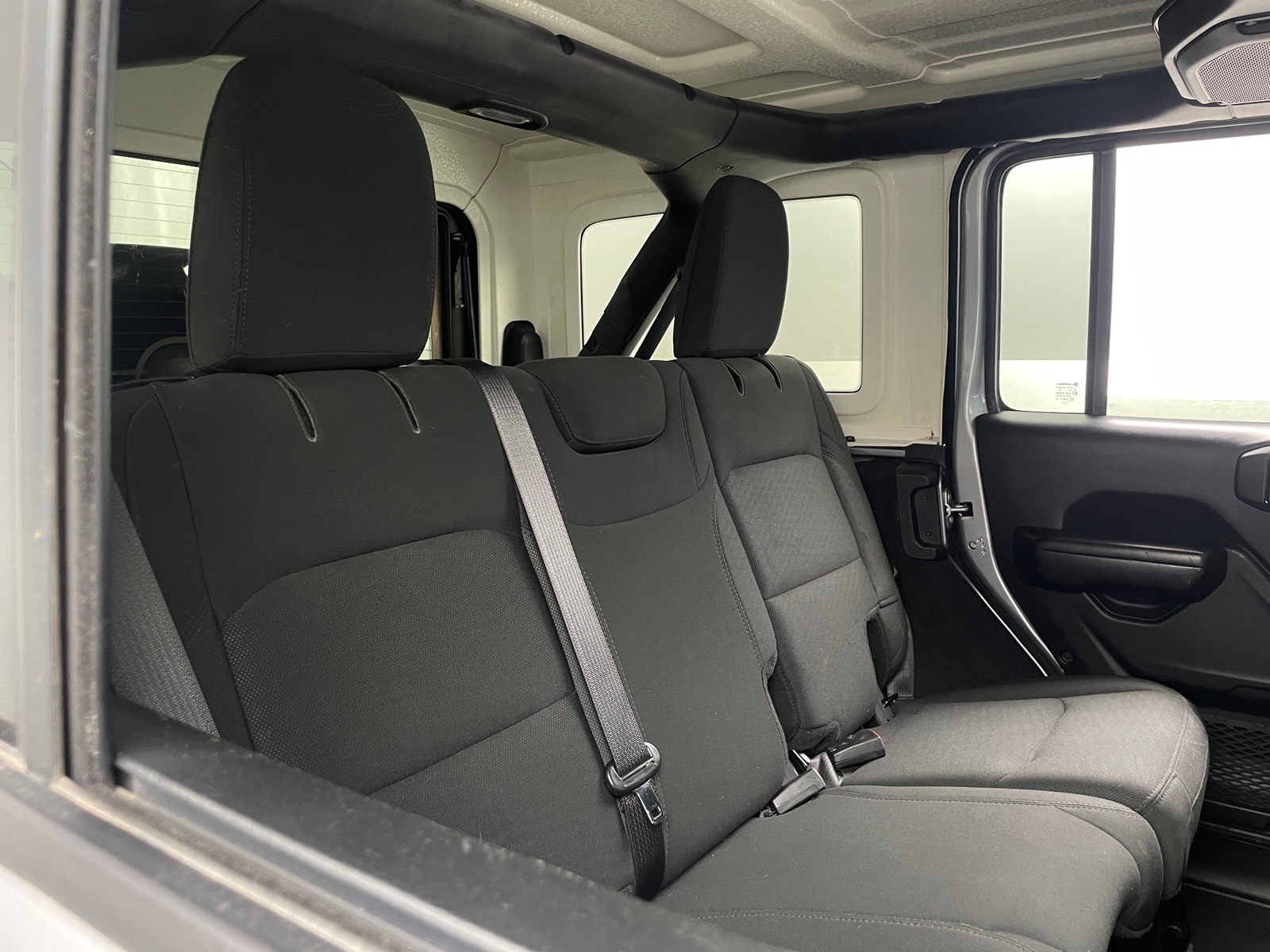 Thumbnail: 2019 Jeep Wrangler - 6