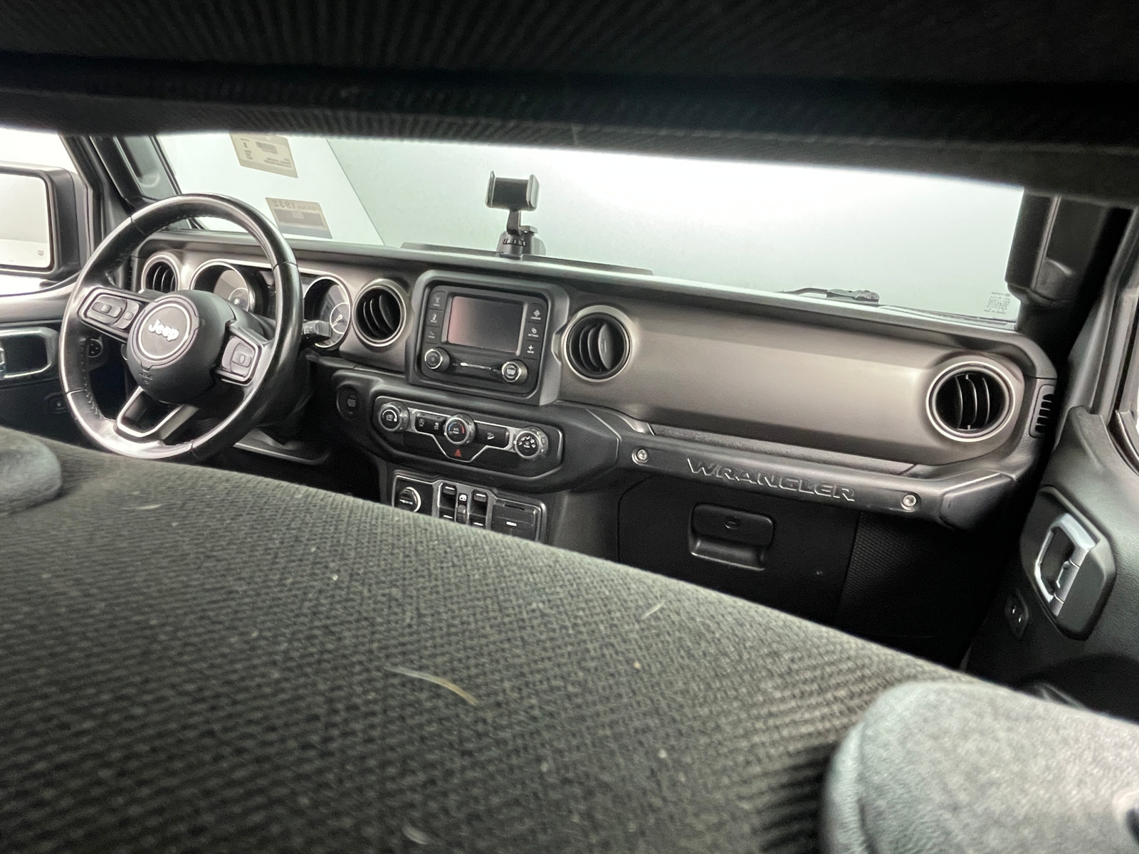Thumbnail: 2019 Jeep Wrangler - 3