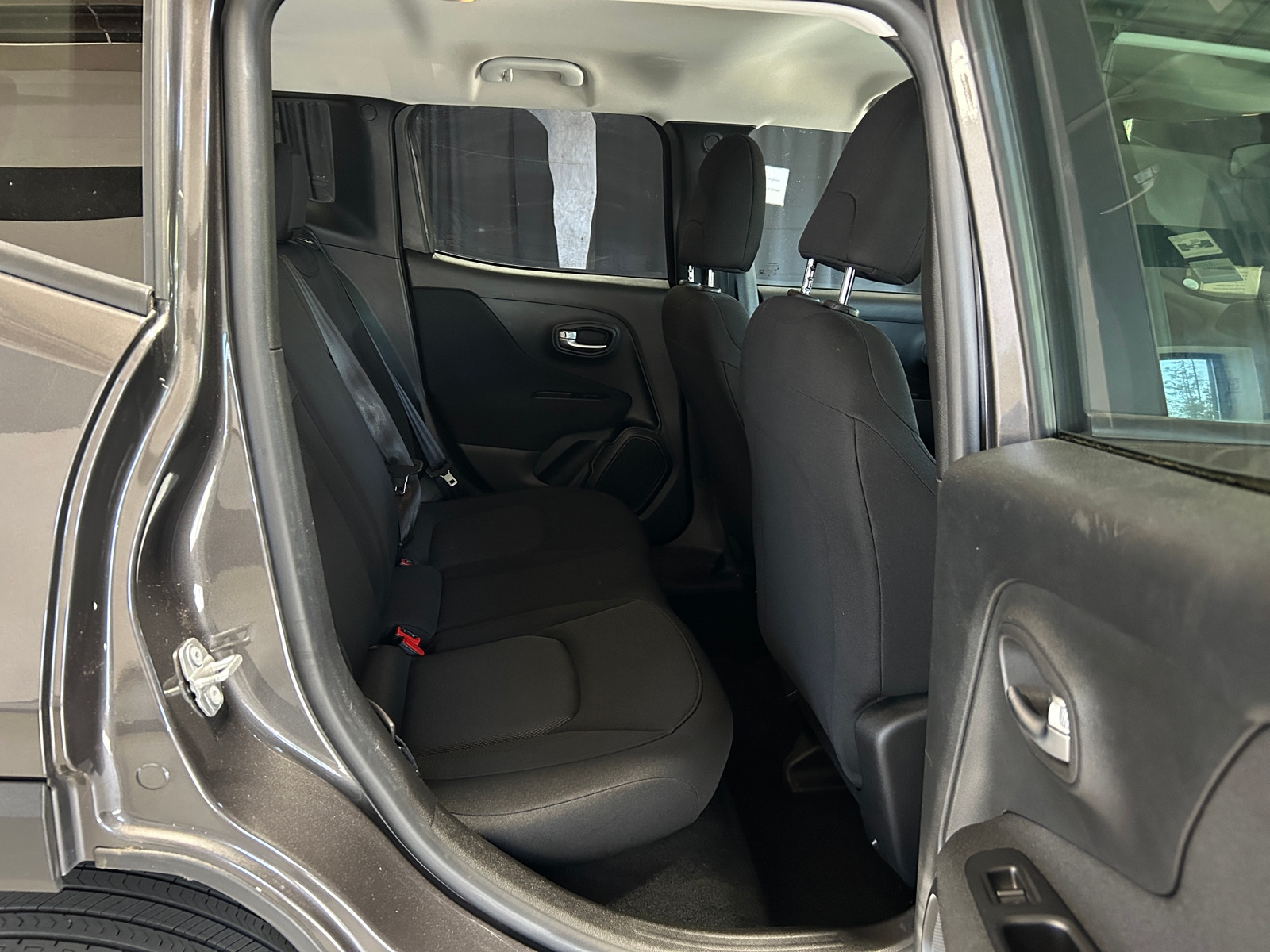 Thumbnail: 2020 Jeep Renegade - 6