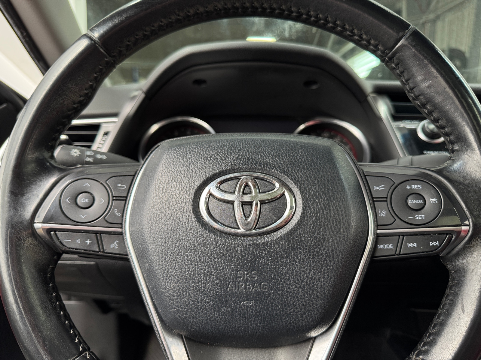 Thumbnail: 2018 Toyota Camry - 4