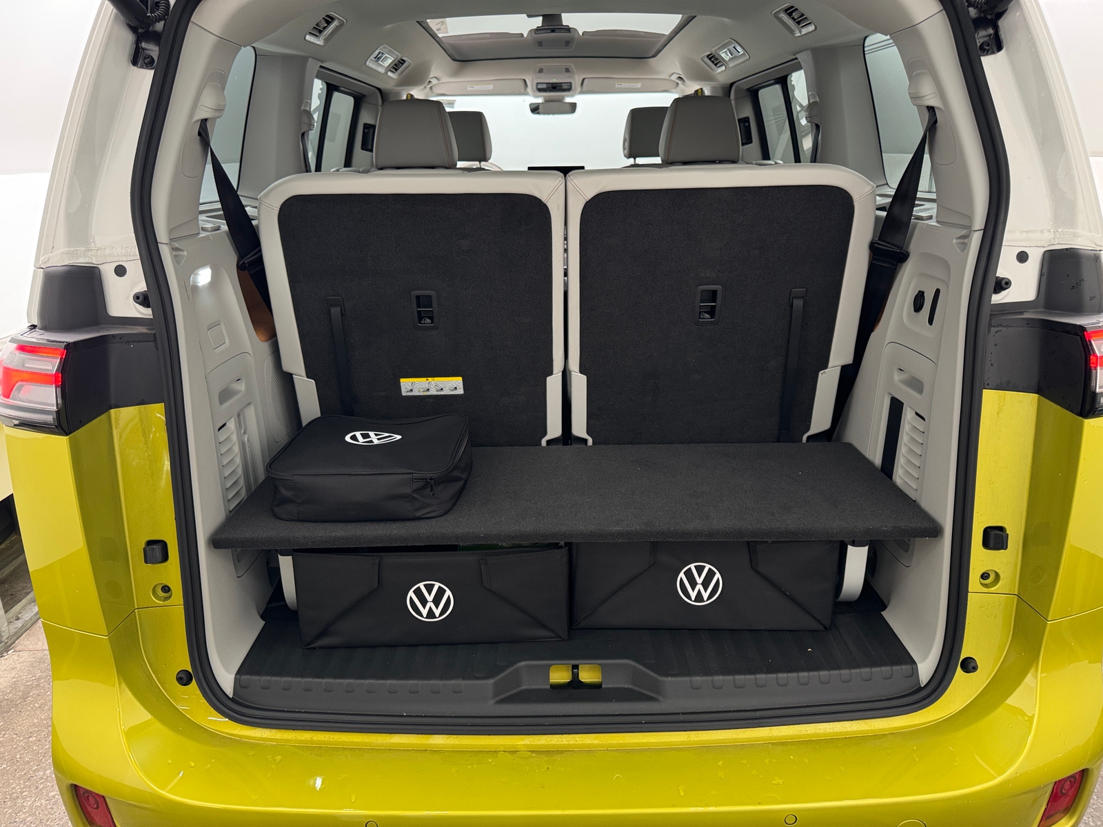 Thumbnail: 2025 Volkswagen ID.Buzz - 6