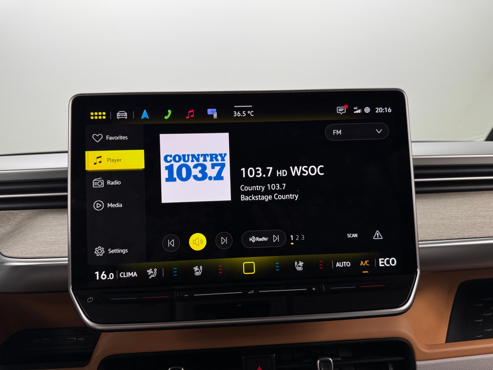 Thumbnail: 2025 Volkswagen ID.Buzz - 3