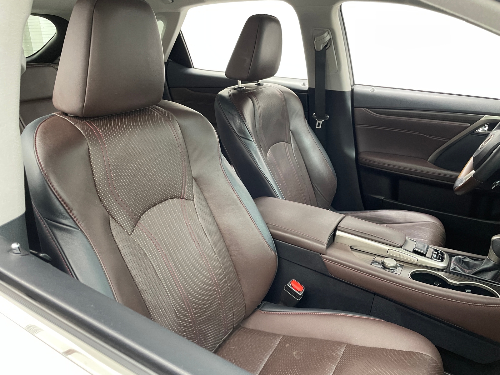 Thumbnail: 2017 Lexus RX - 2