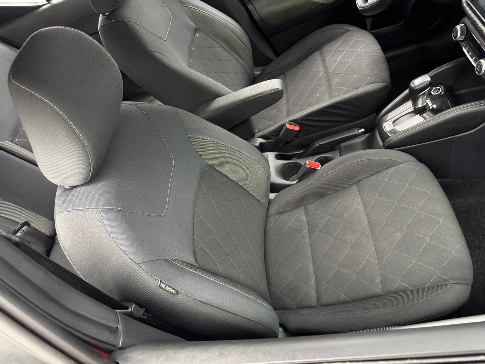Thumbnail: 2019 Nissan Kicks - 2