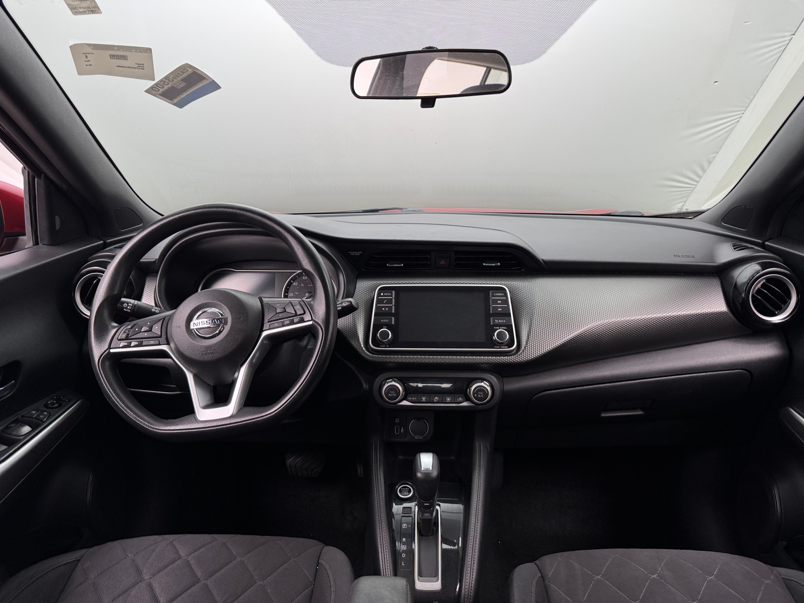Thumbnail: 2019 Nissan Kicks - 3