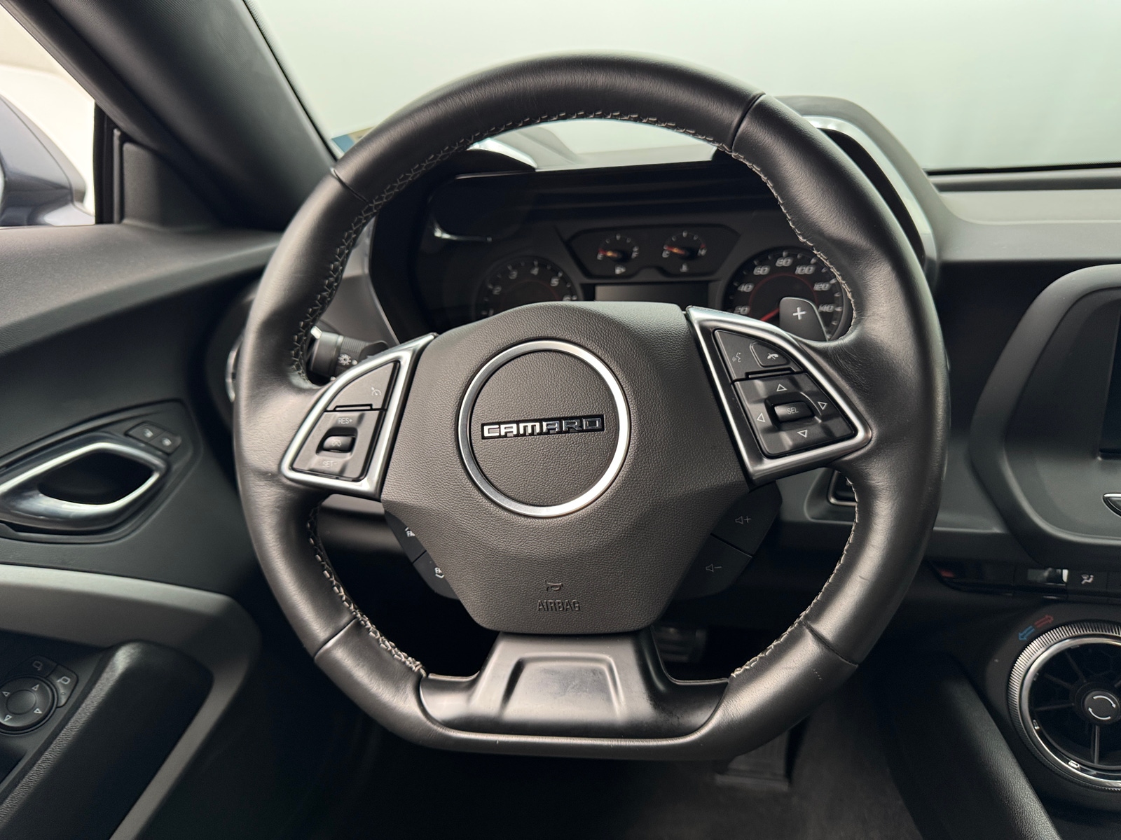 Thumbnail: 2020 Chevrolet Camaro - 4