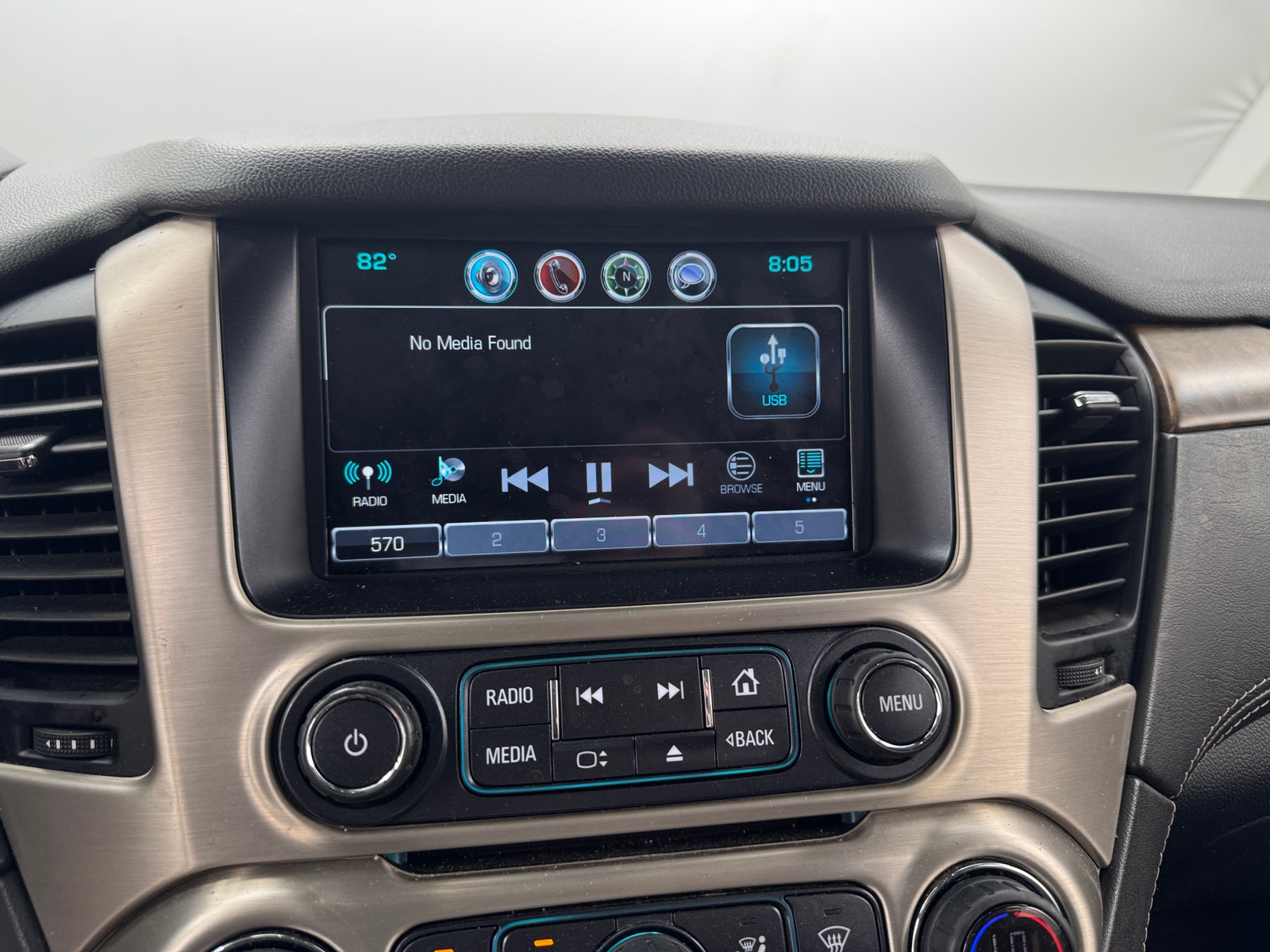 Thumbnail: 2020 GMC Yukon XL - 3