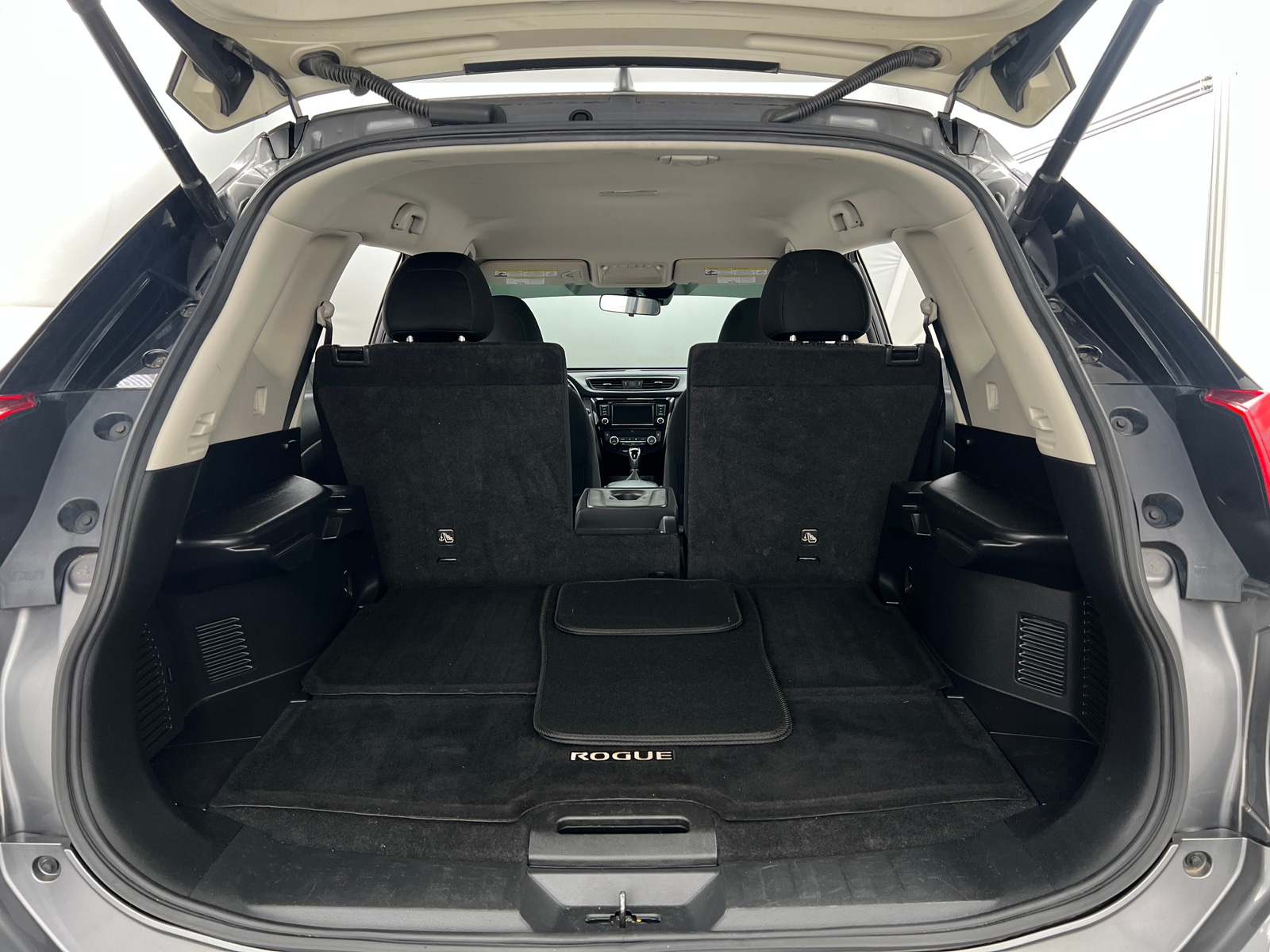 Thumbnail: 2019 Nissan Rogue - 7
