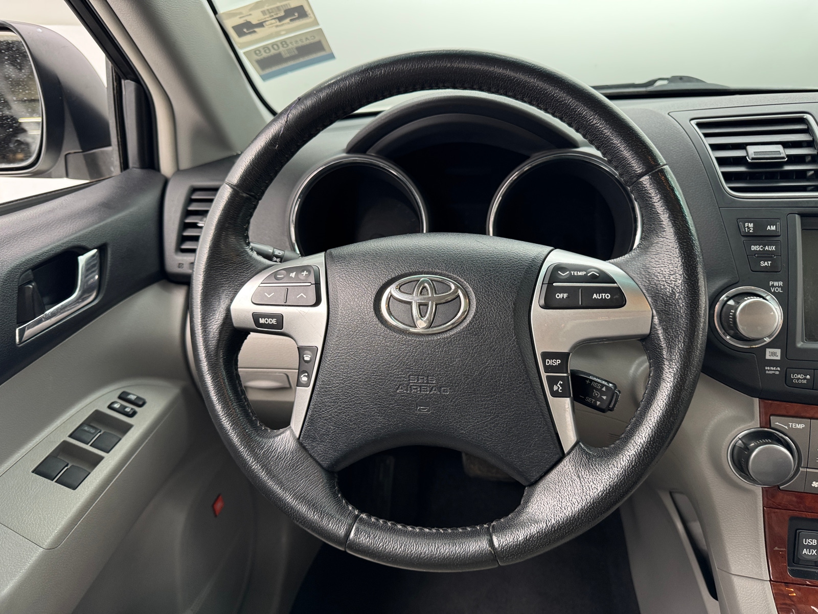 Thumbnail: 2012 Toyota Highlander - 4