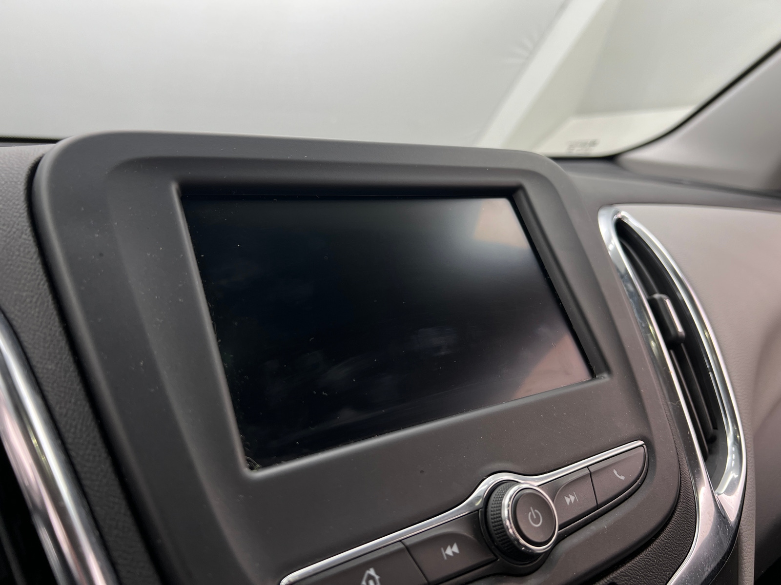 Thumbnail: 2024 Chevrolet Equinox - 4